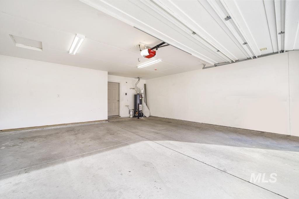 544 Tyler Street