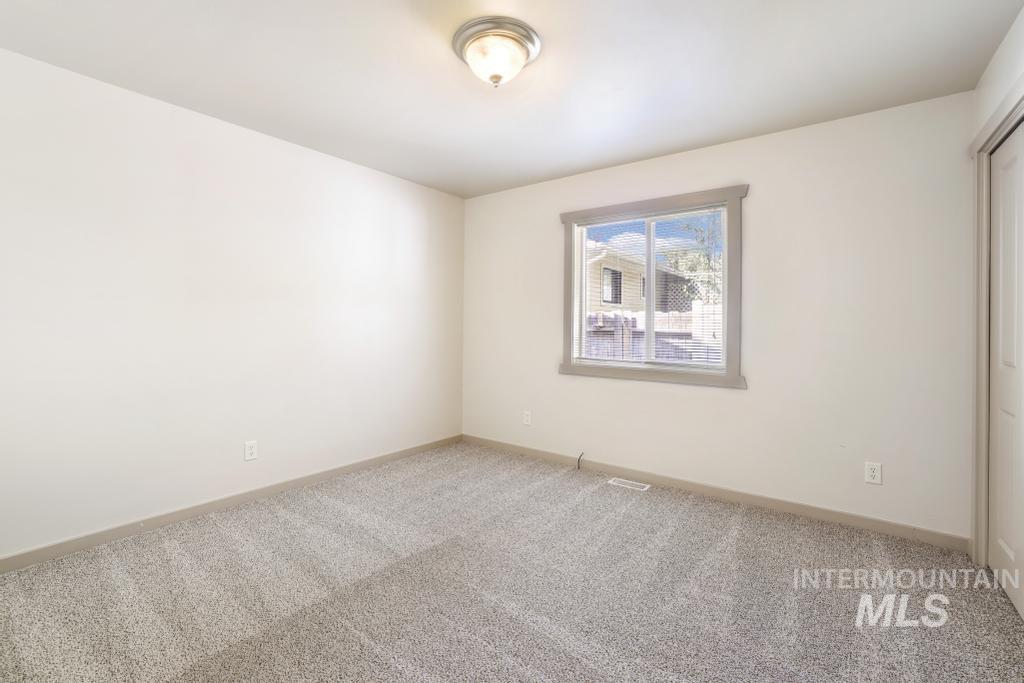544 Tyler Street