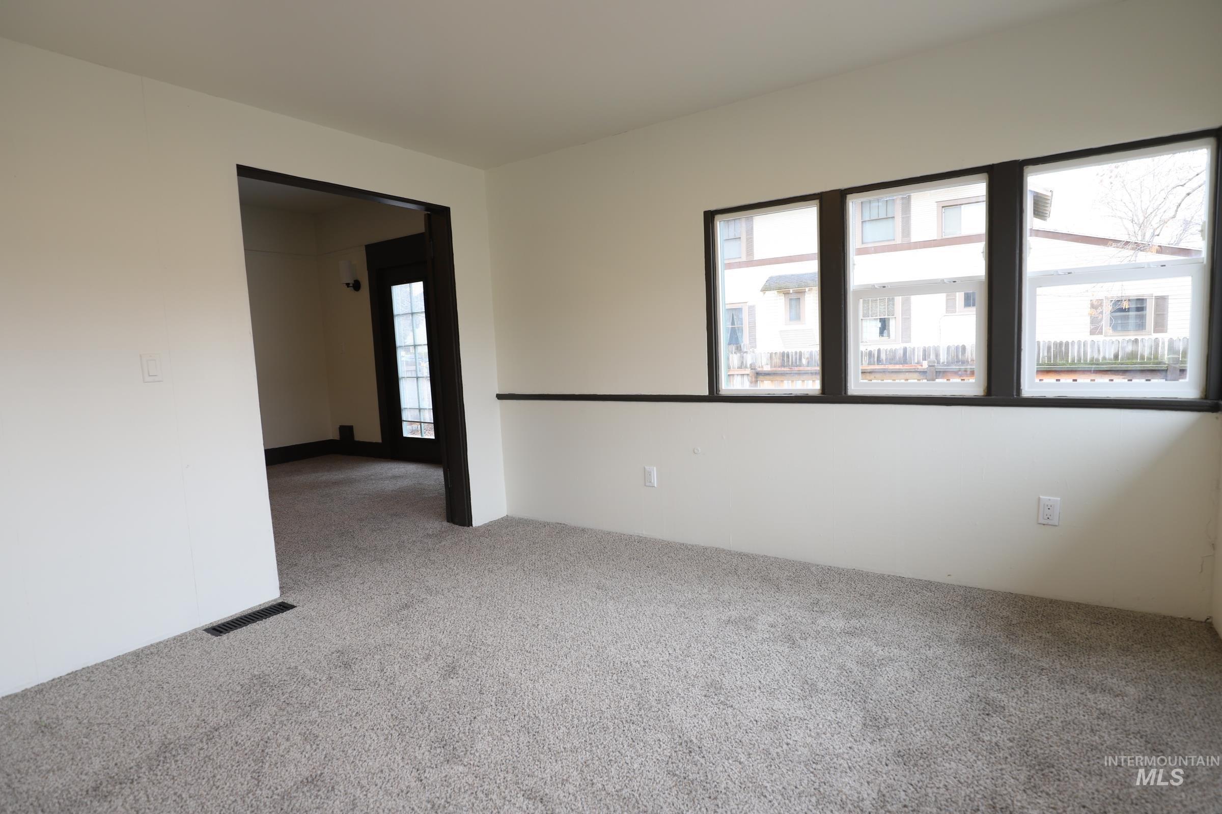 151 7th Avenue North