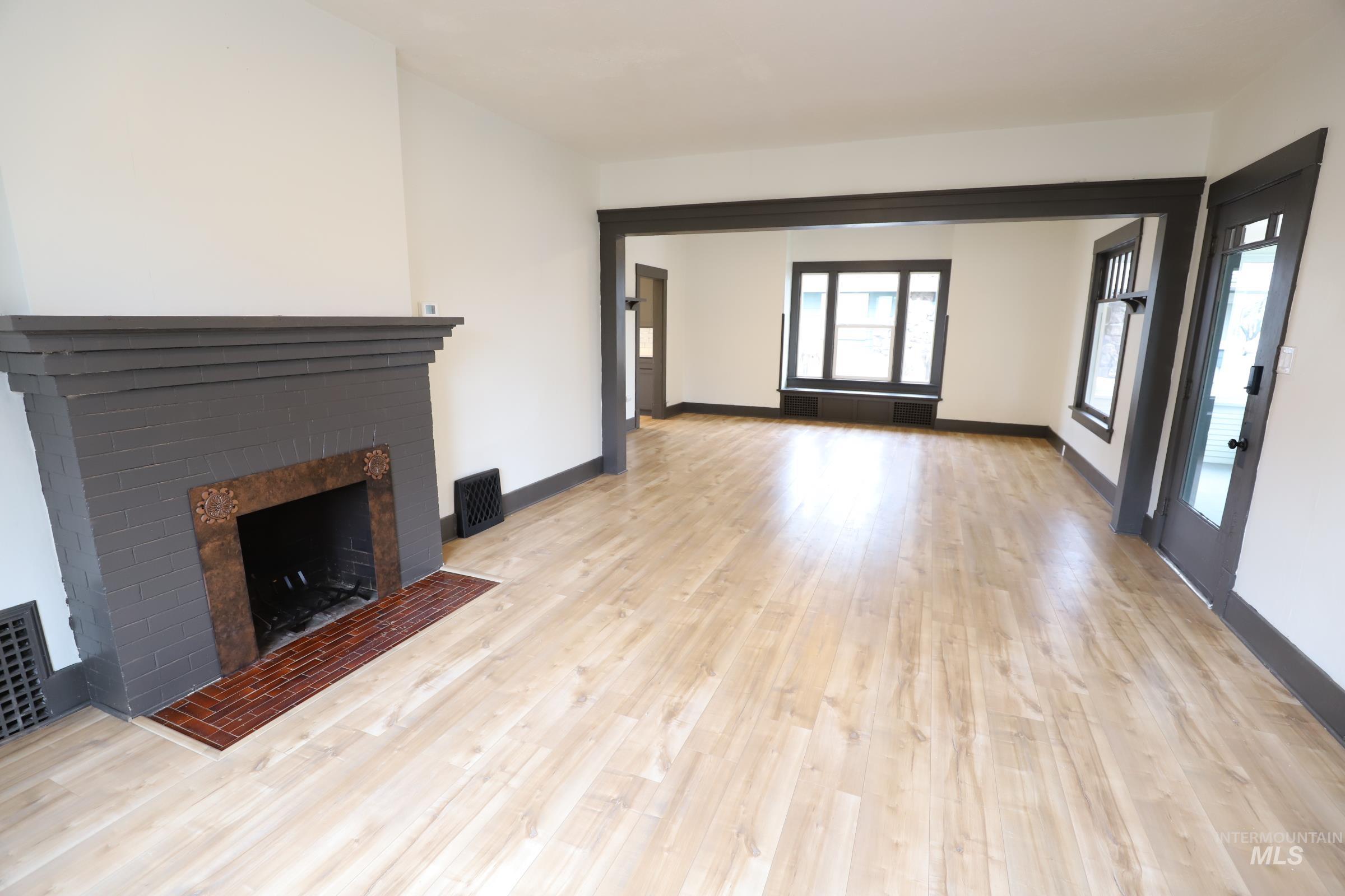 151 7th Avenue North