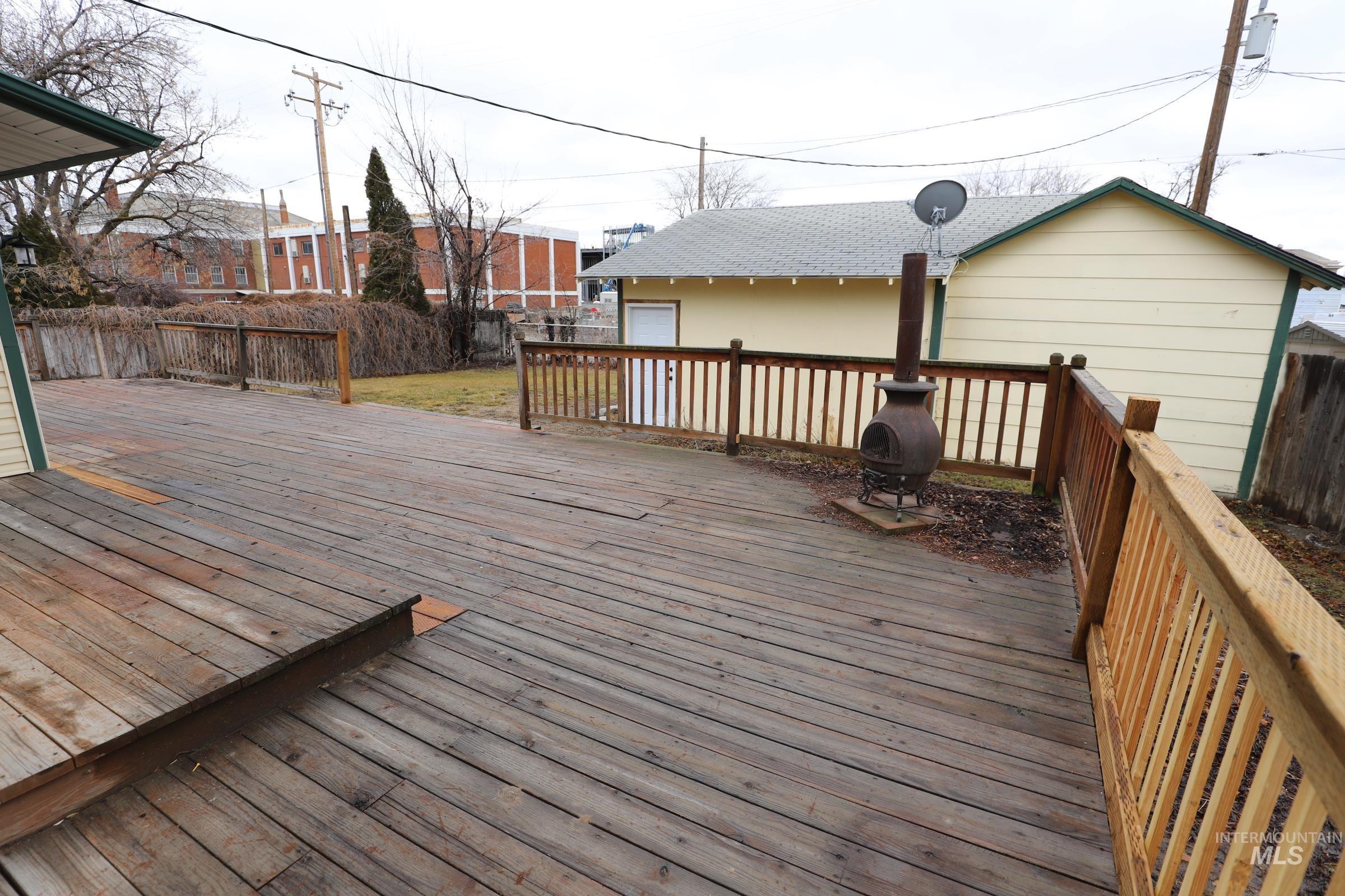 151 7th Avenue North