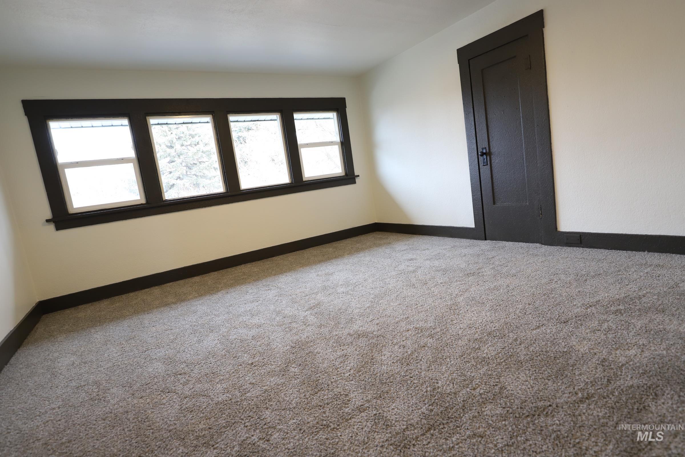 151 7th Avenue North