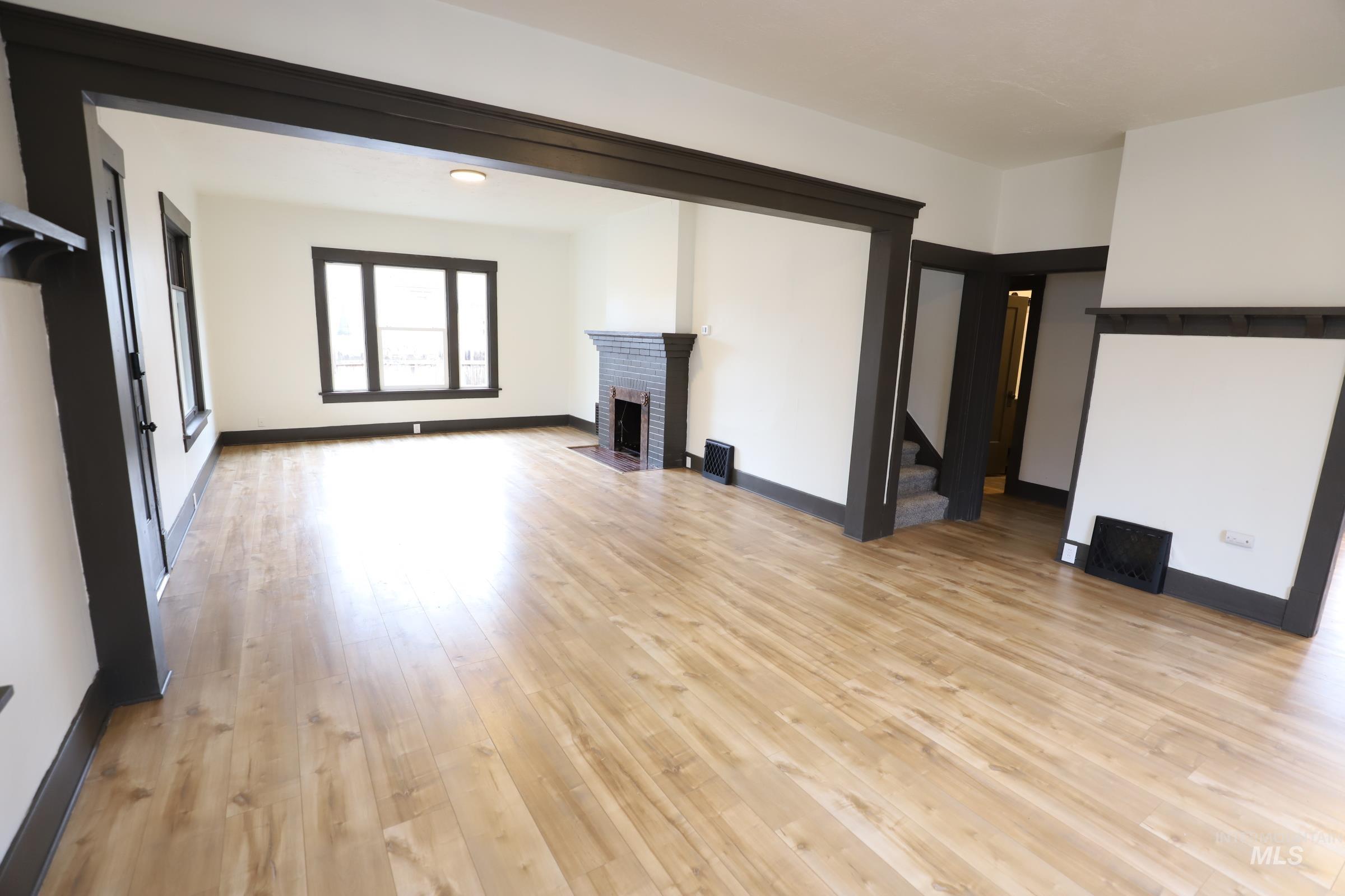 151 7th Avenue North