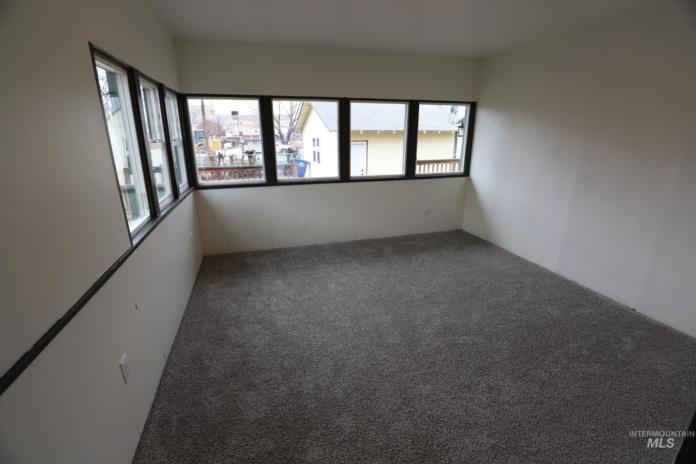 151 7th Avenue North