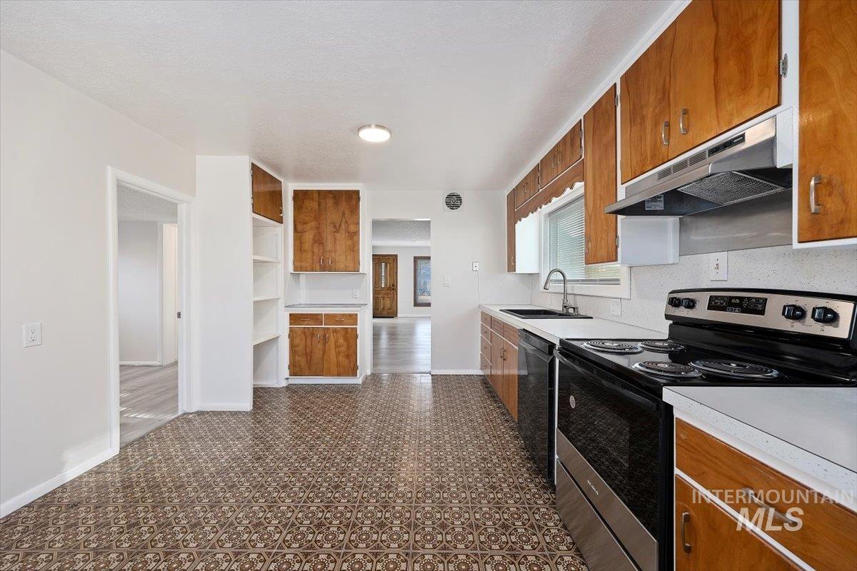 312 N 6th Ave