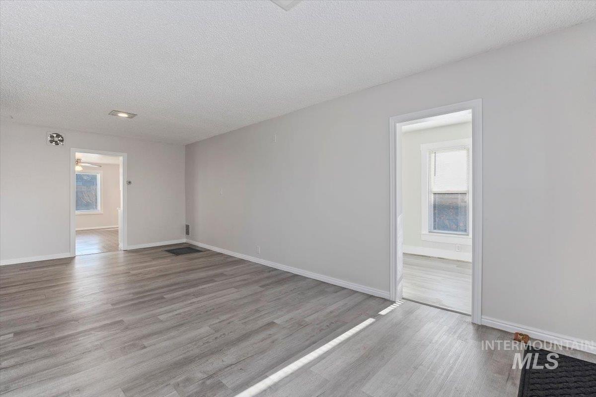 312 N 6th Ave