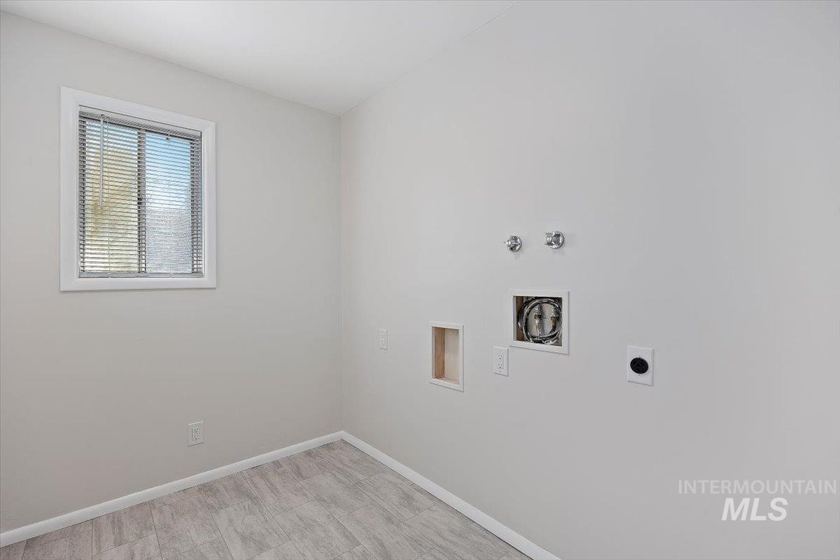 312 N 6th Ave