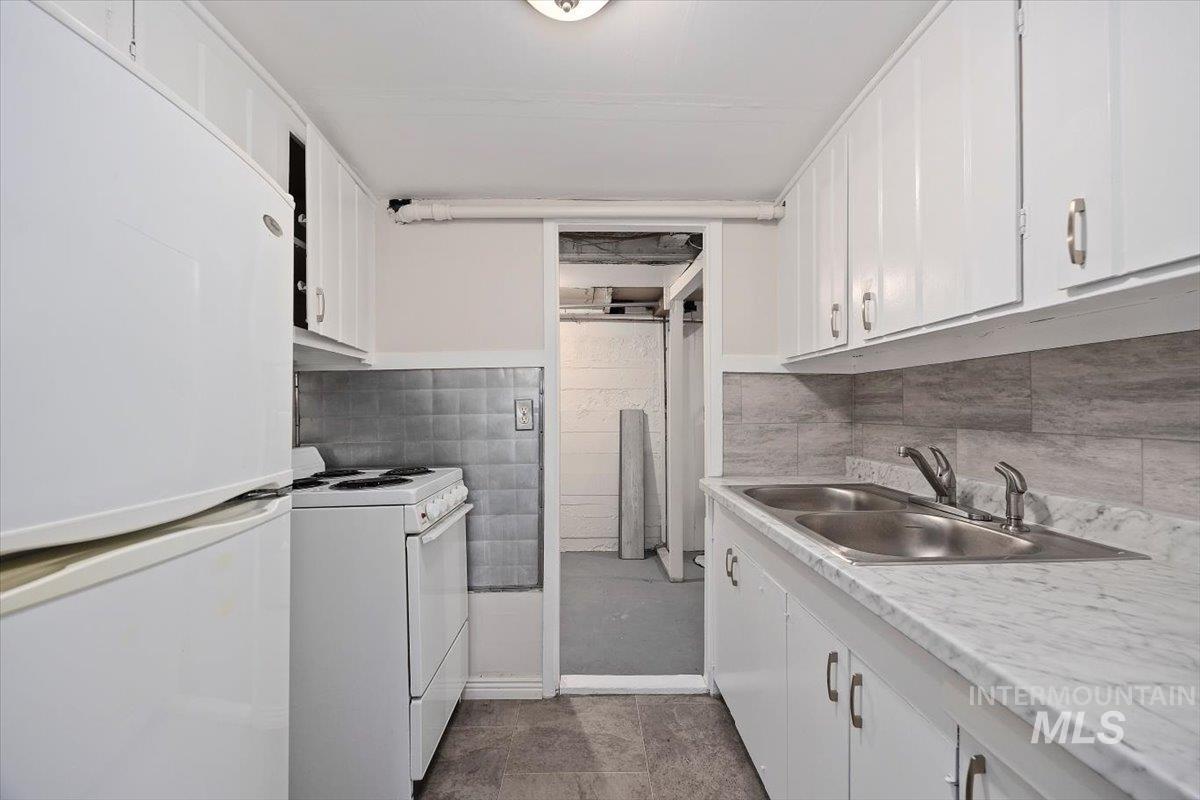 312 N 6th Ave