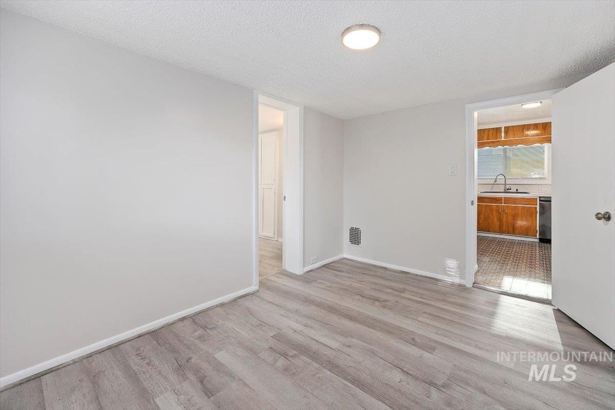 312 N 6th Ave