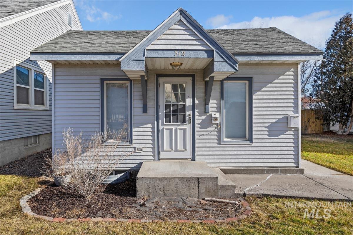 312 N 6th Ave