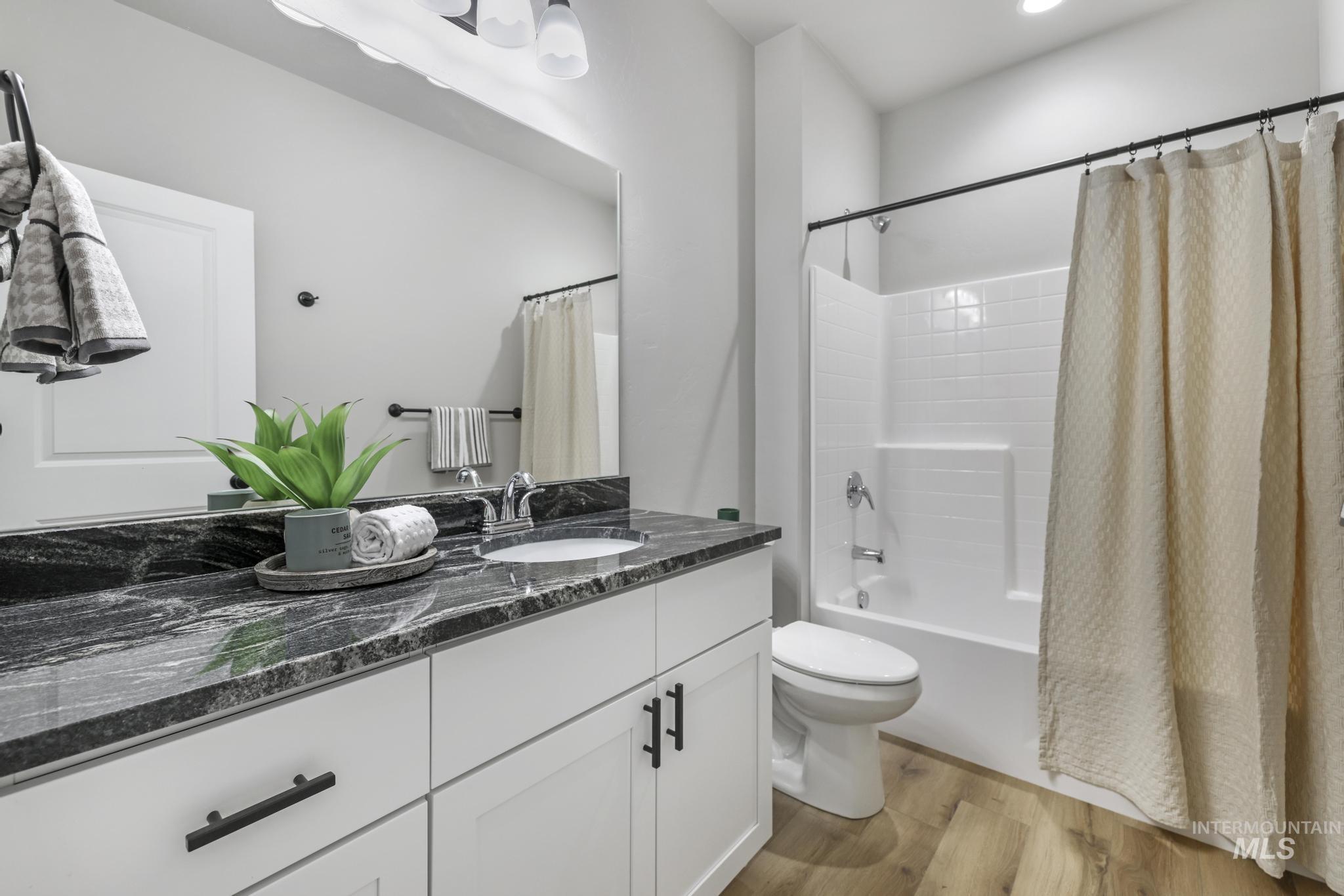 1565 Morning Dove Way