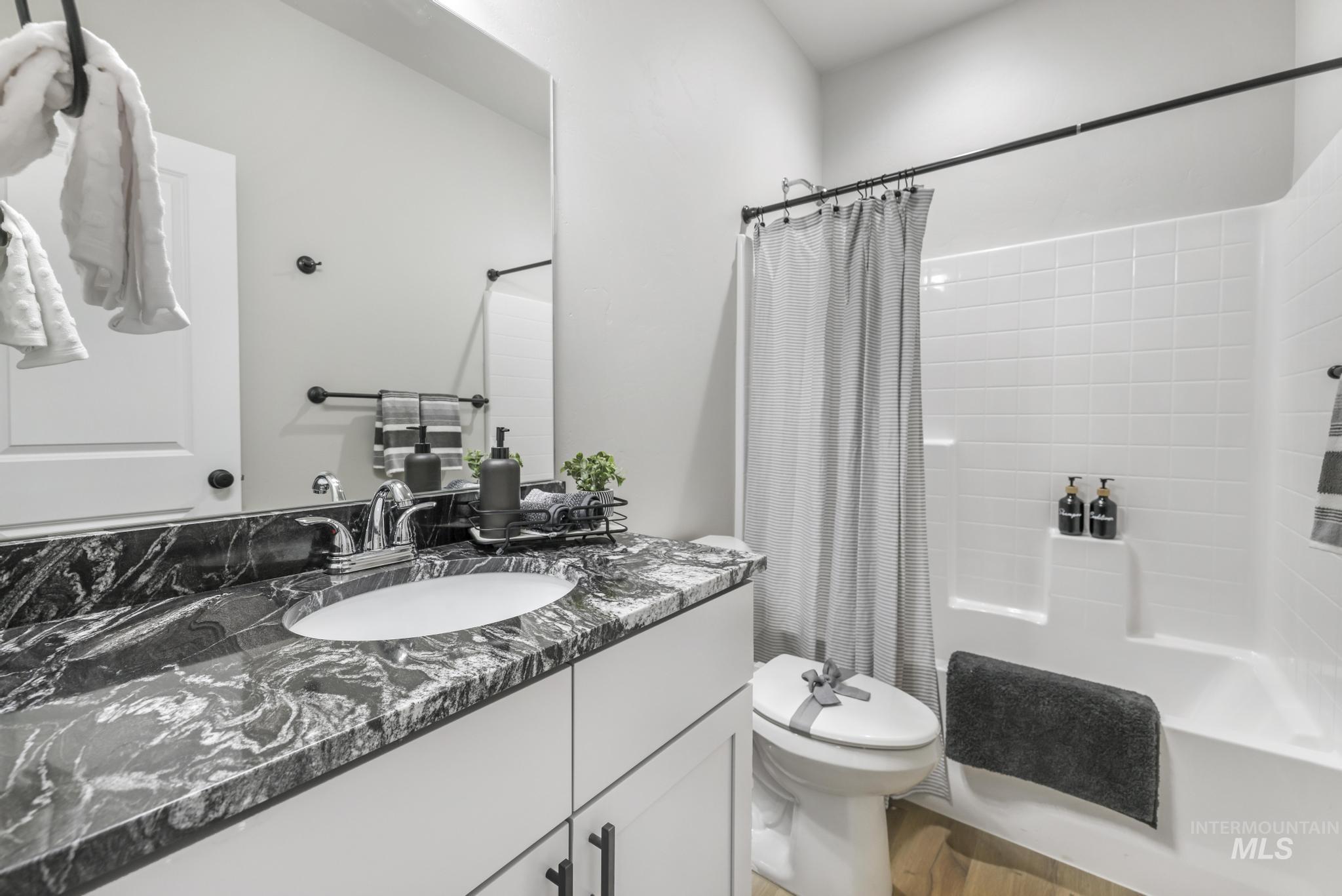 1565 Morning Dove Way