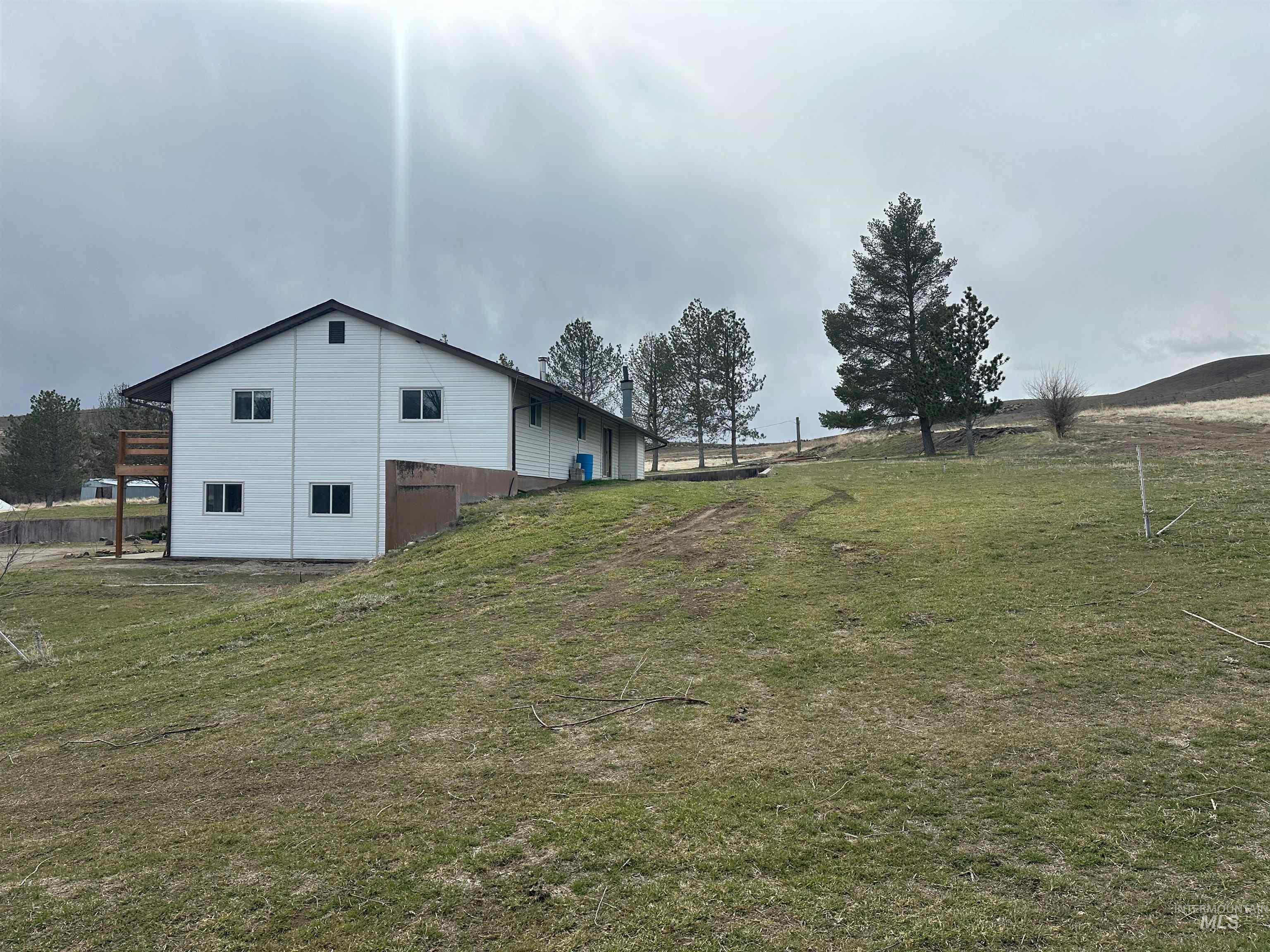 2891 E Murphy Springs Rd