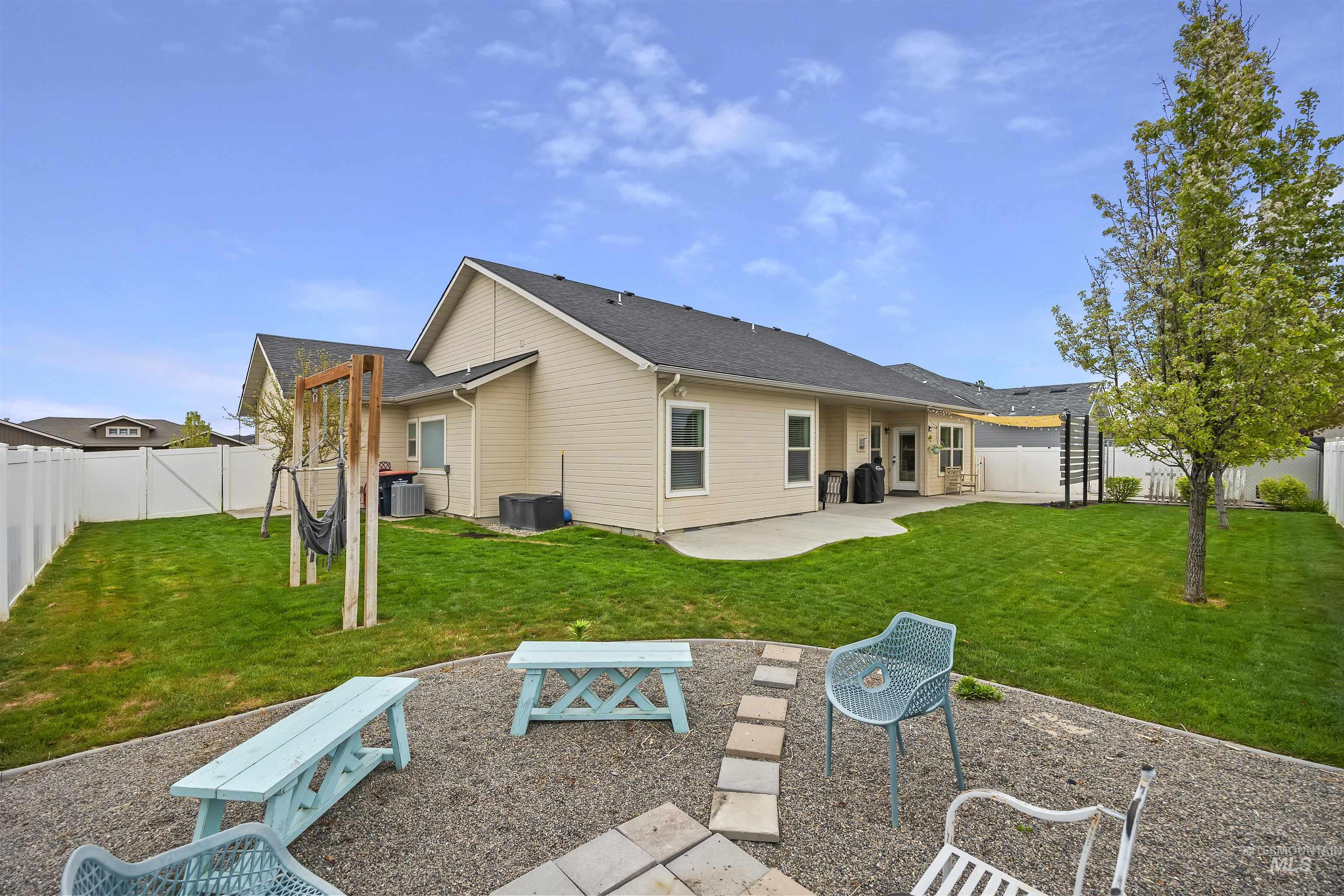 2341 Independence St