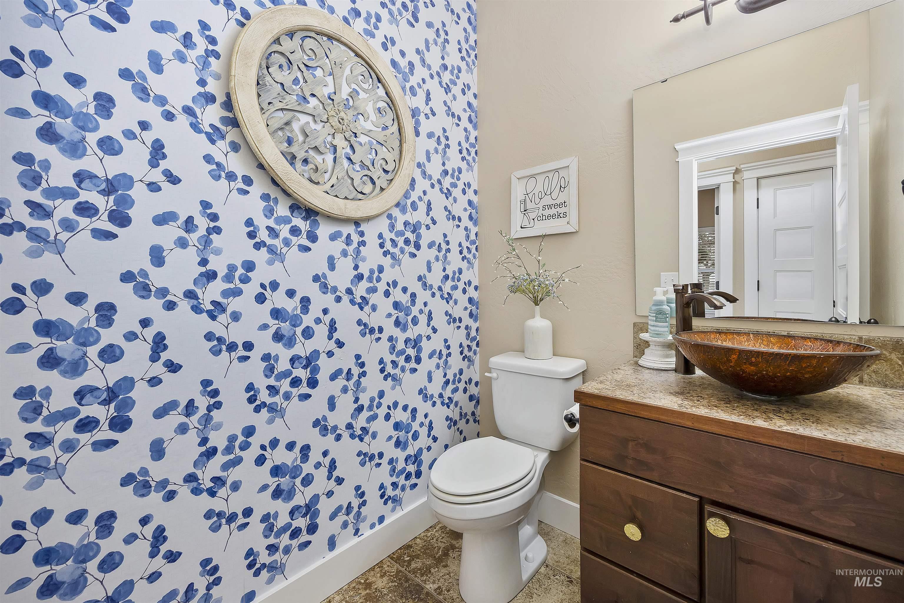 2341 Independence St