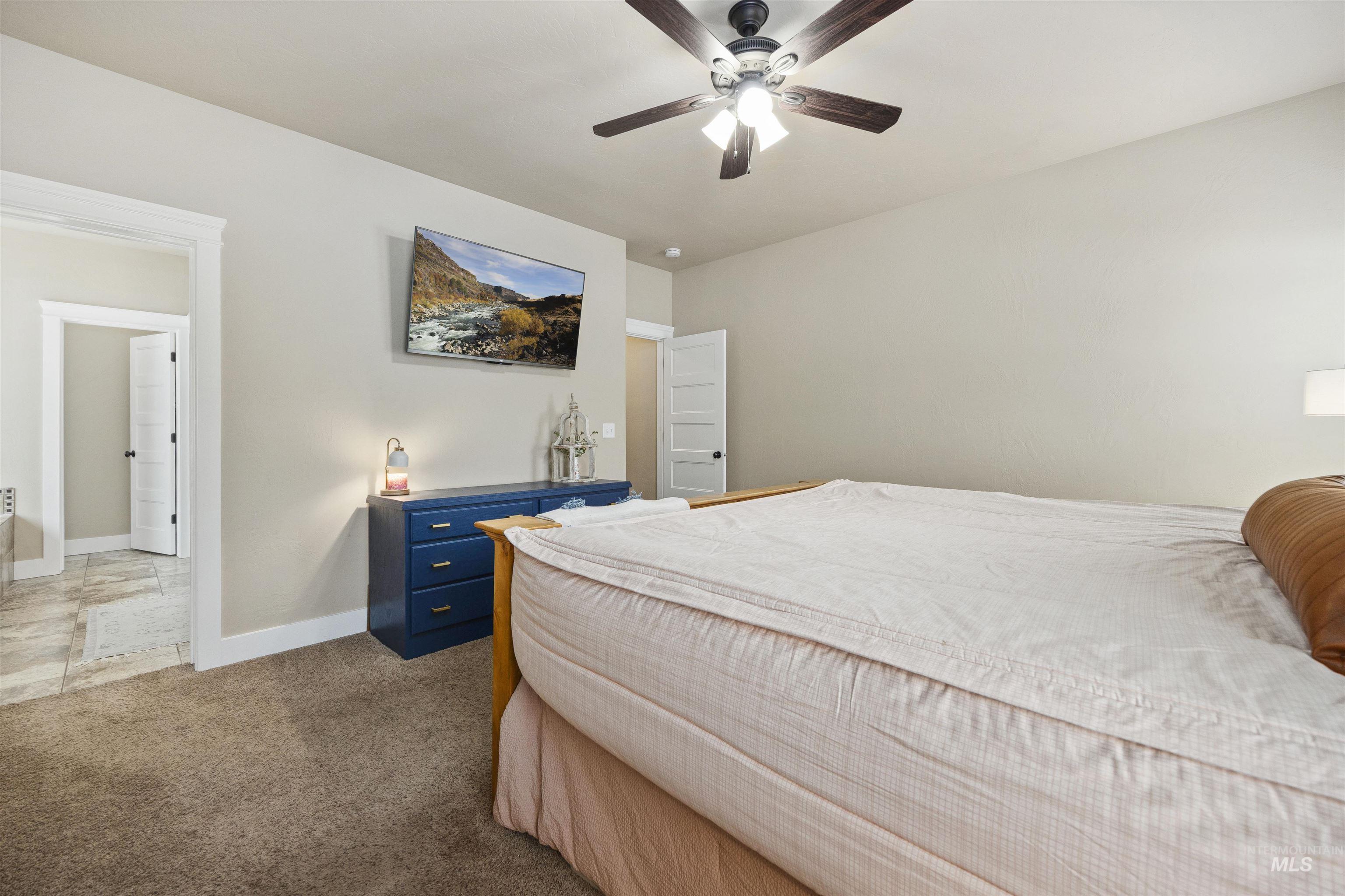 2341 Independence St