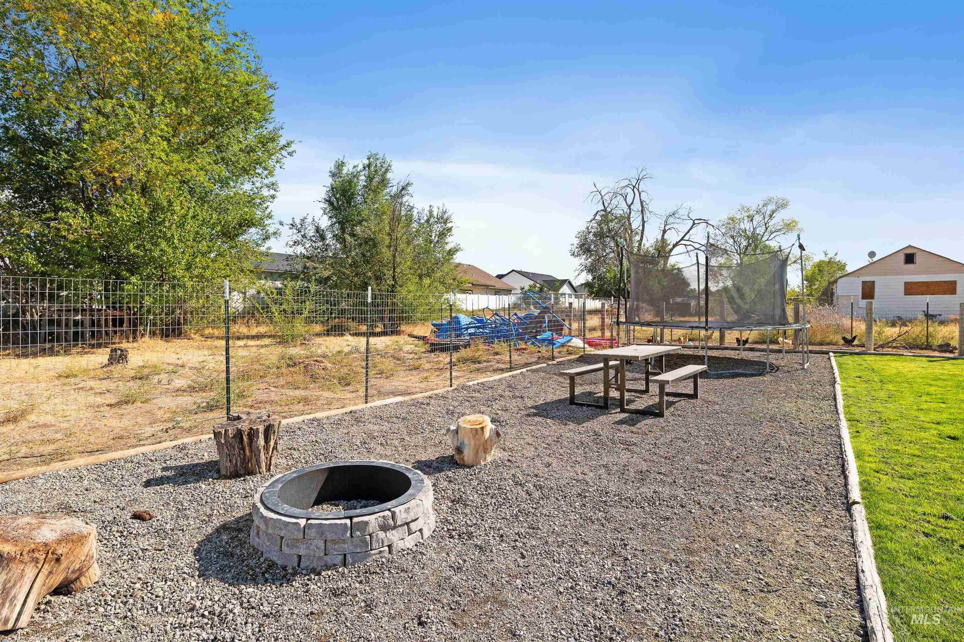 1339 S Washington St