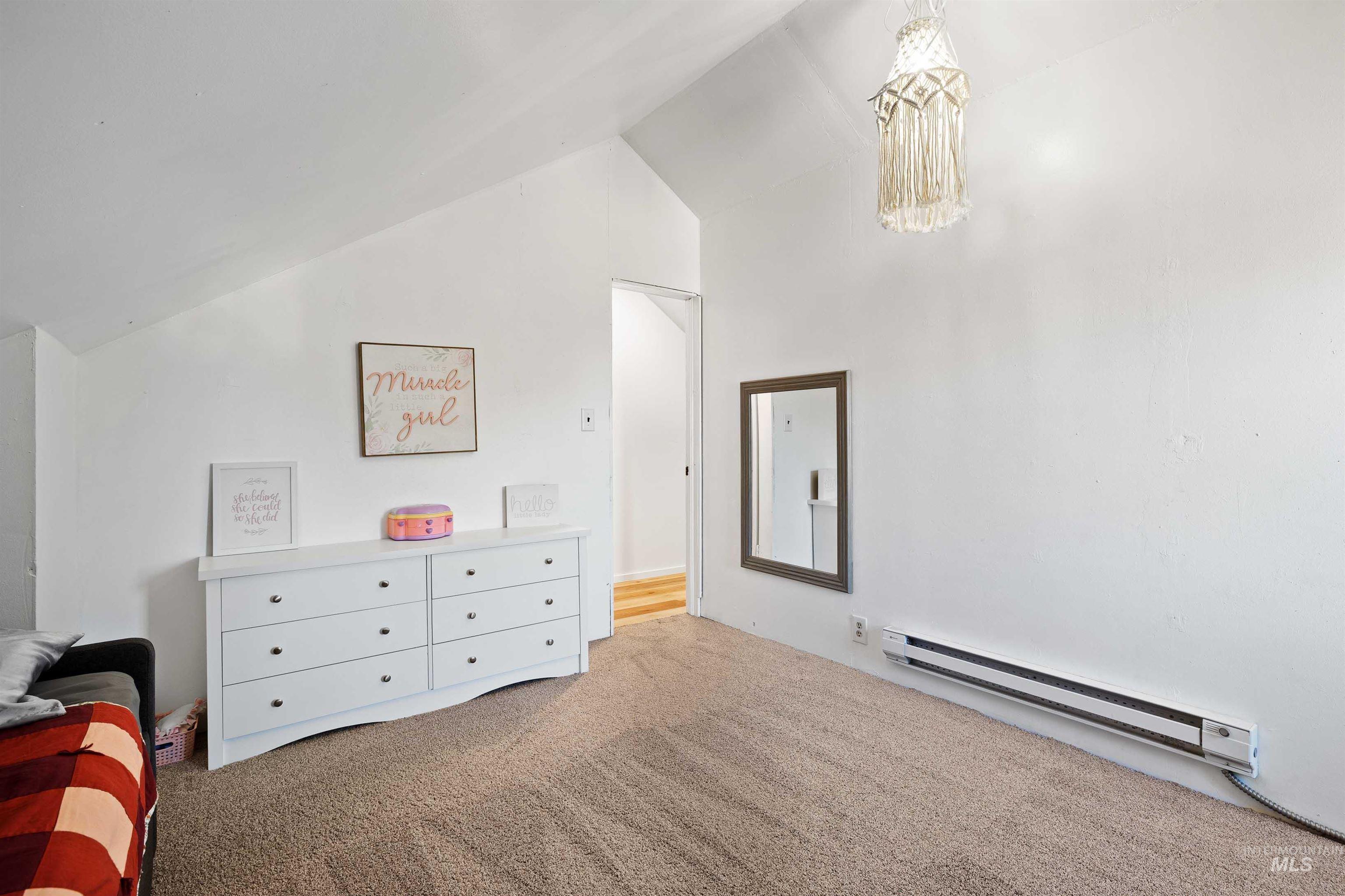 1339 S Washington St