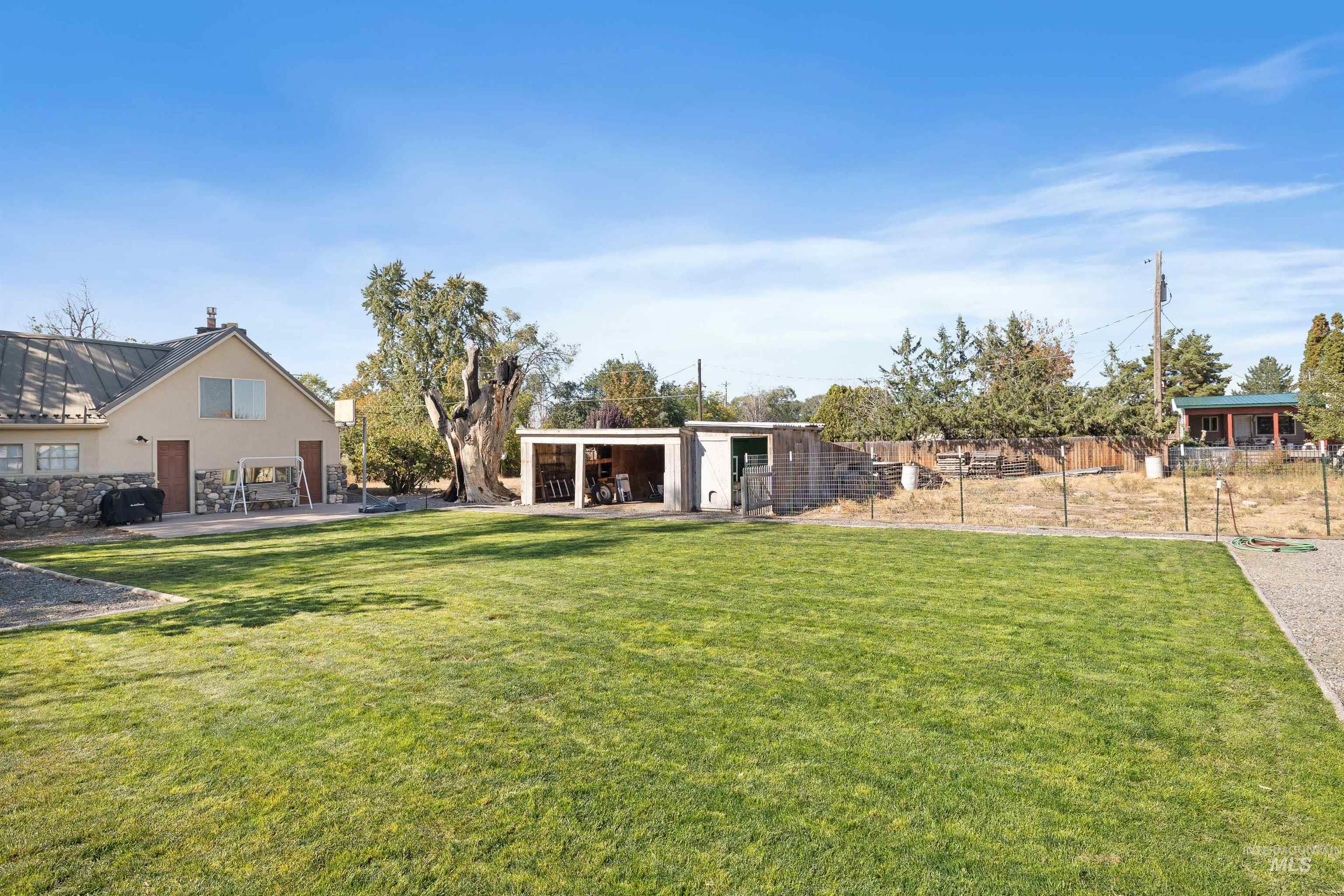 1339 S Washington St