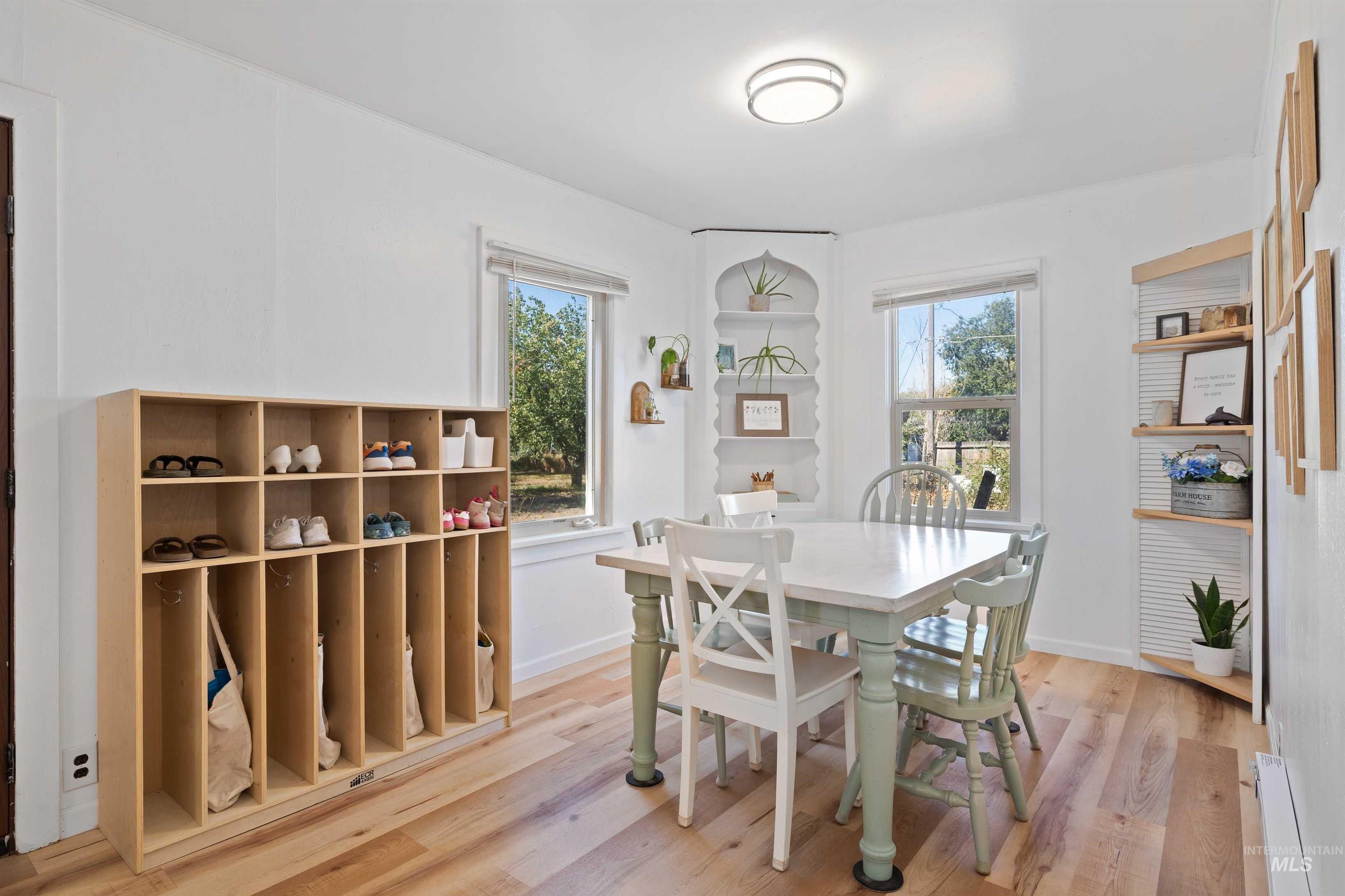 1339 S Washington St