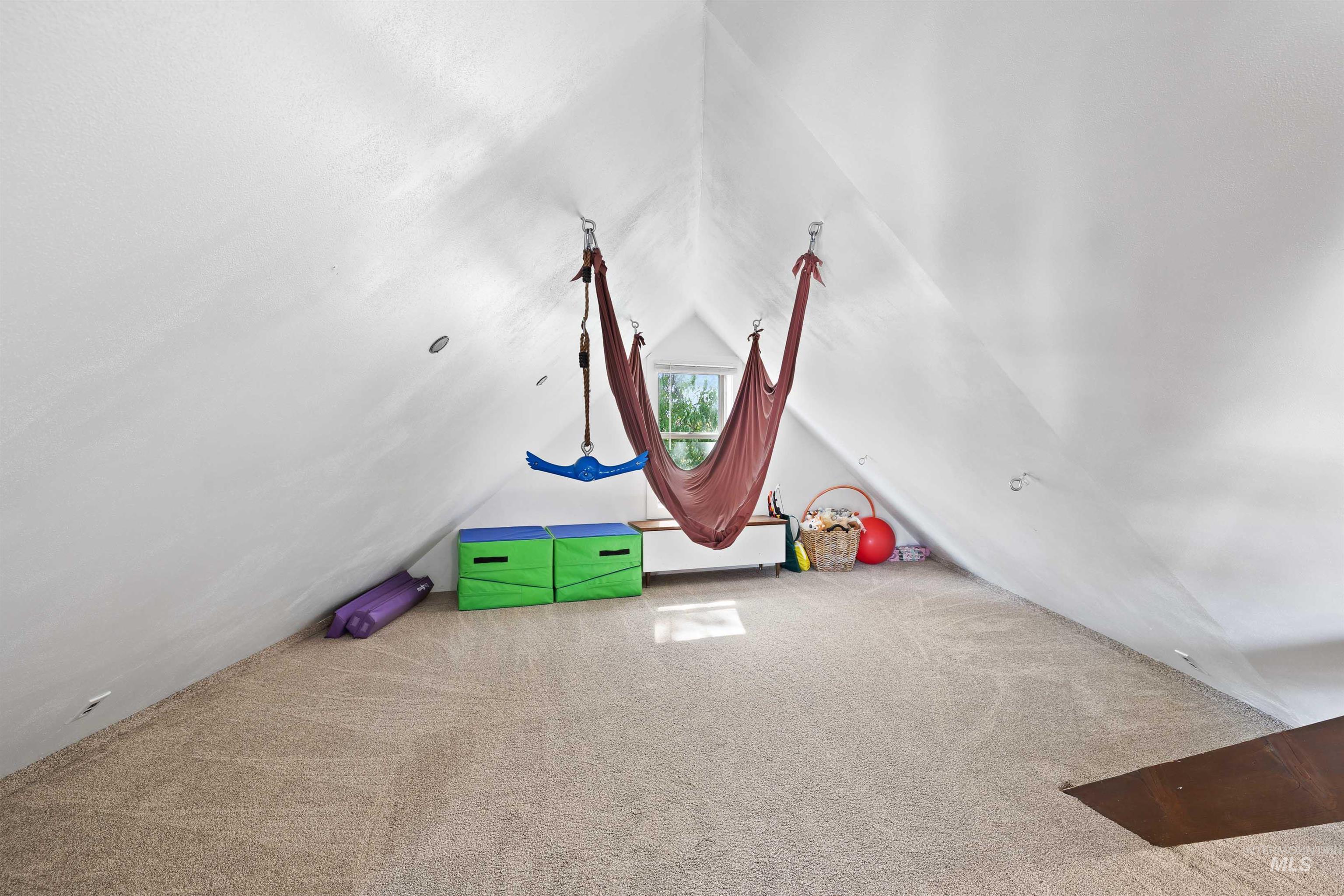 1339 S Washington St