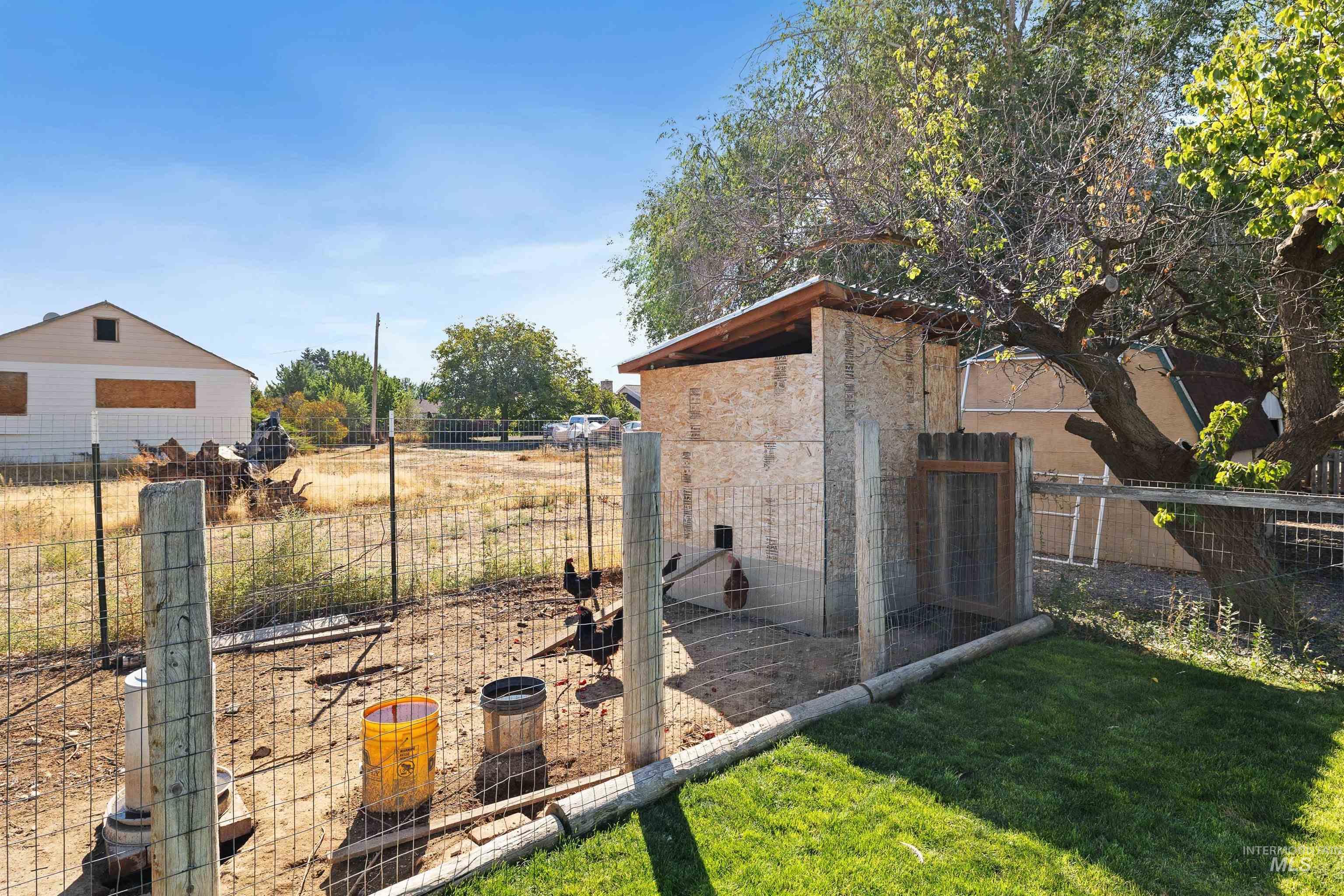 1339 S Washington St