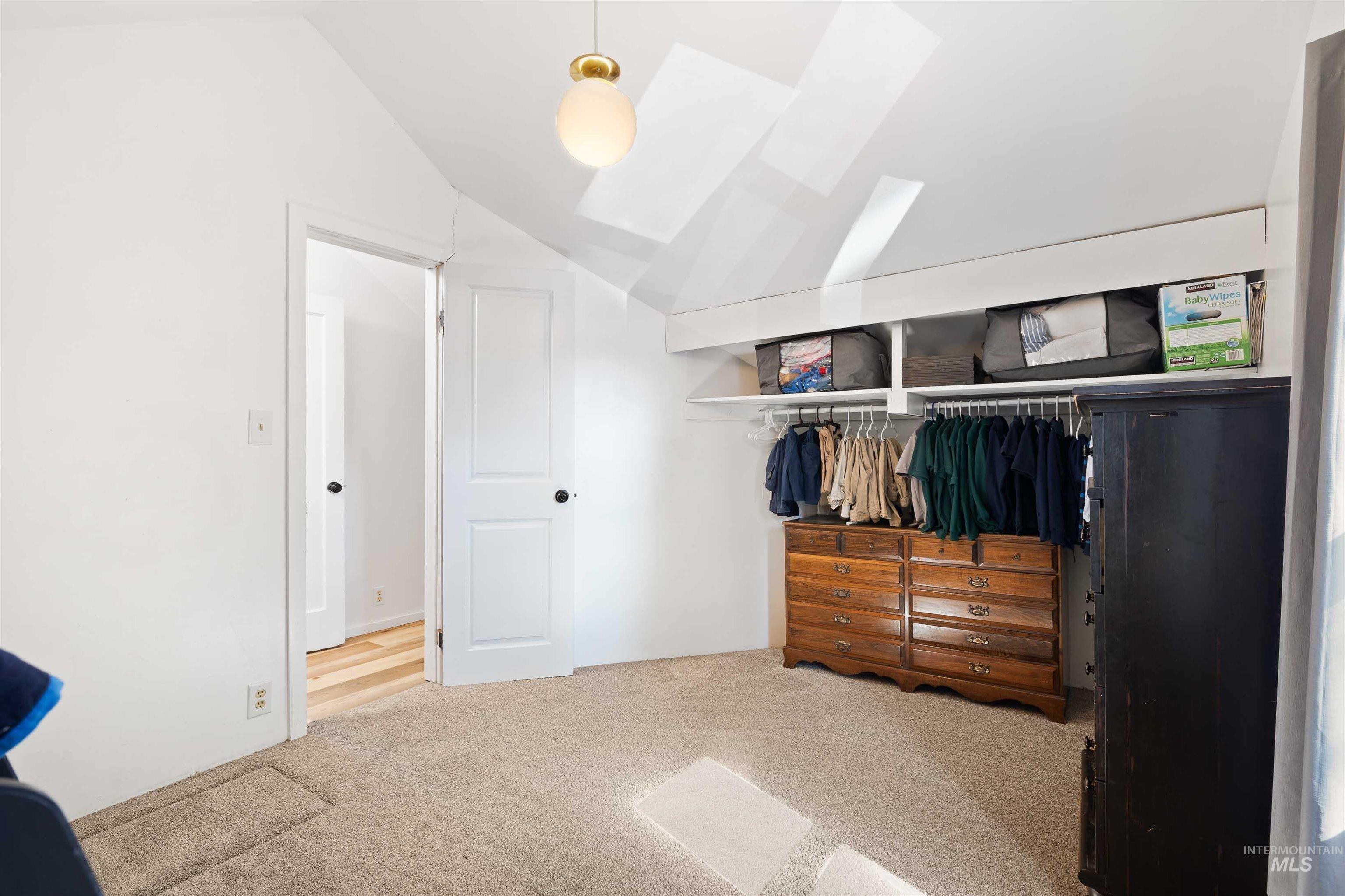 1339 S Washington St