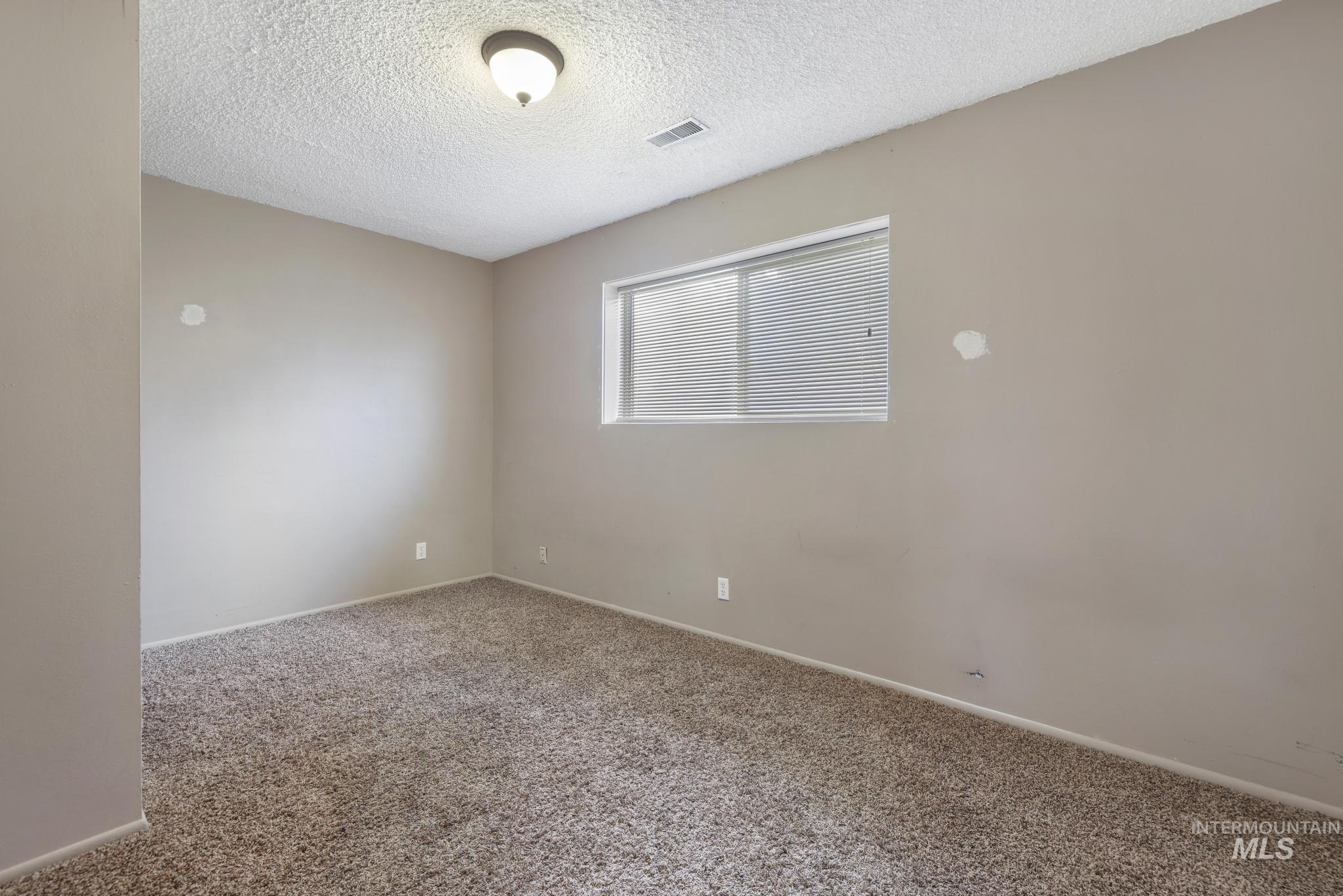 462 Parkway Circle