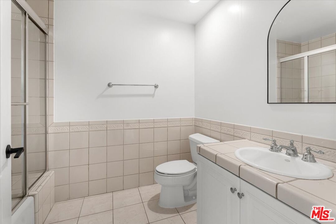1450 S Beverly Dr Unit: 404