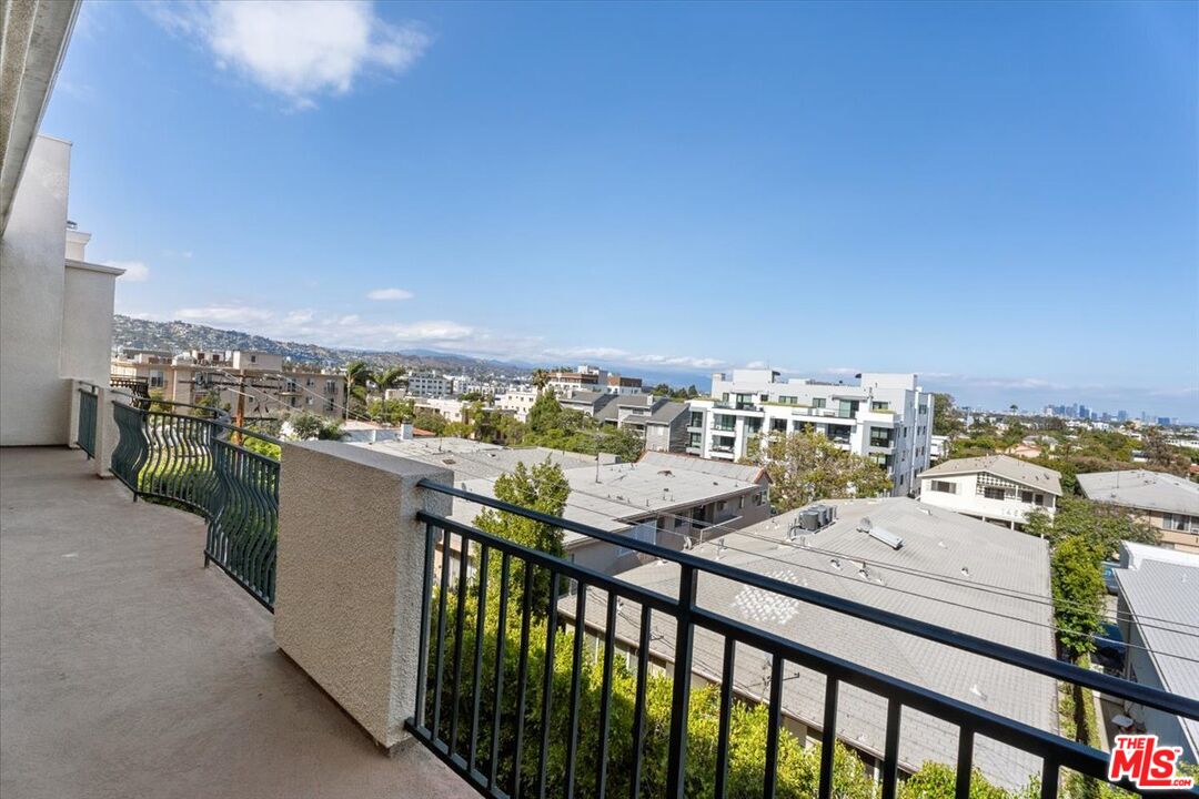 1450 S Beverly Dr Unit: 404