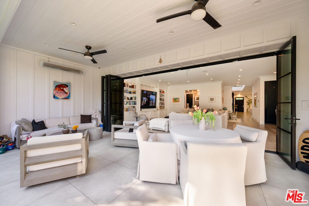 320 N Alta Vista Blvd