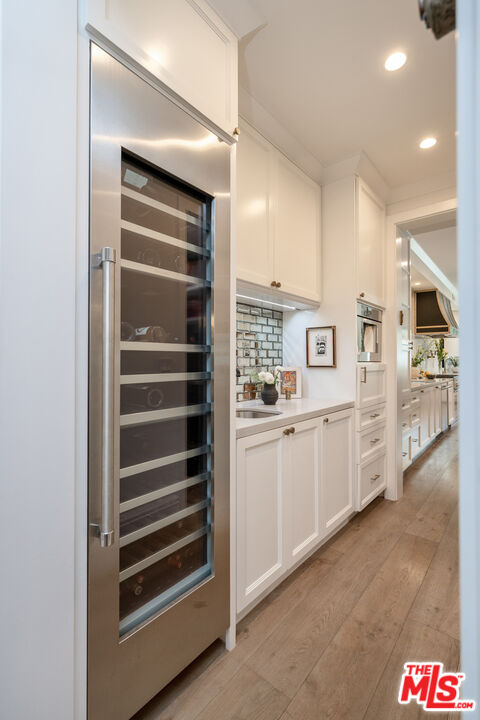 320 N Alta Vista Blvd