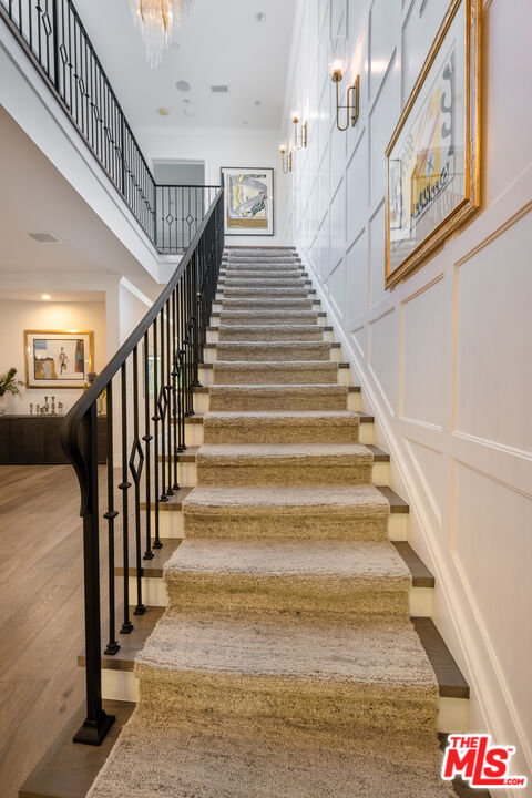 320 N Alta Vista Blvd