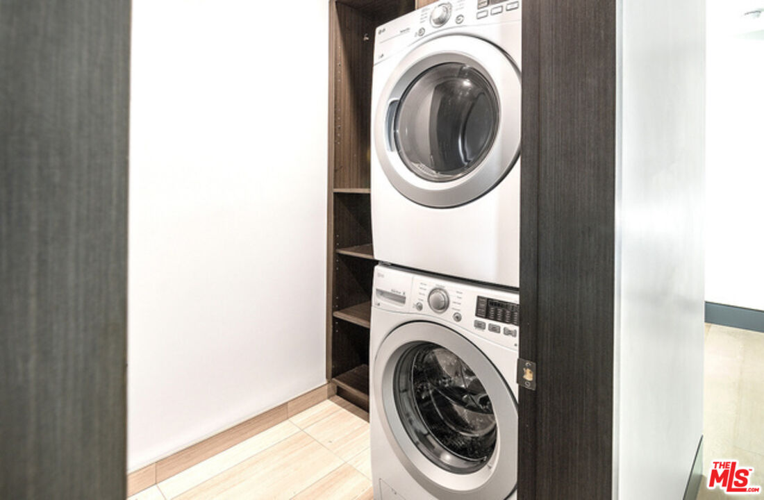 2122 Castle Heights Ave