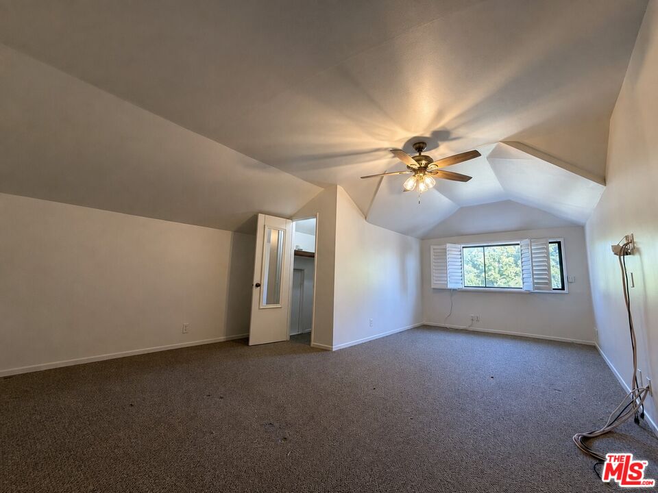 2200 S Canfield Ave