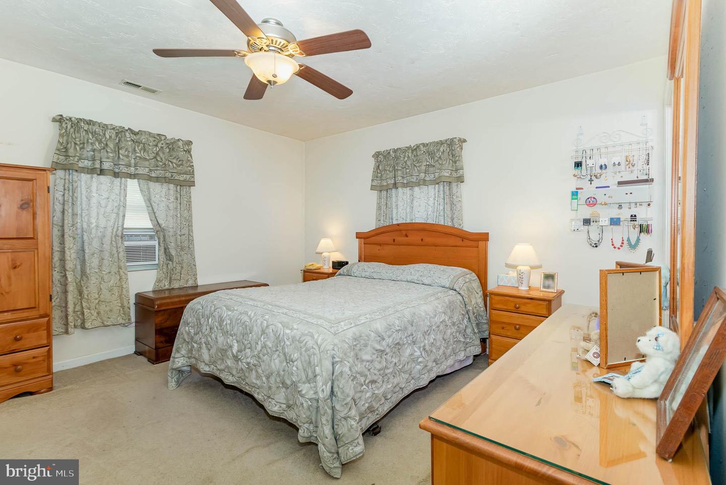 2275 Old Harrisburg Rd