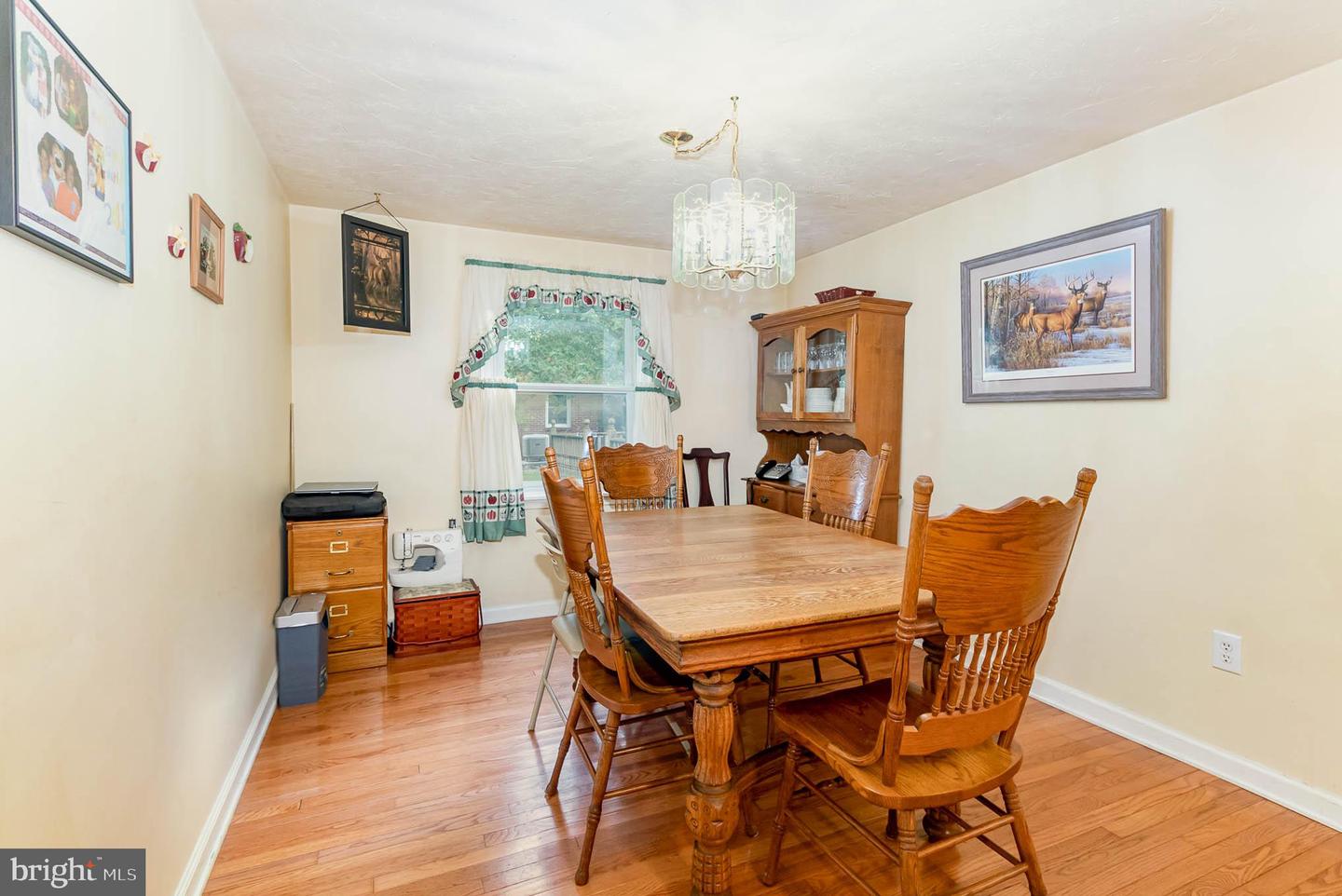 2275 Old Harrisburg Rd