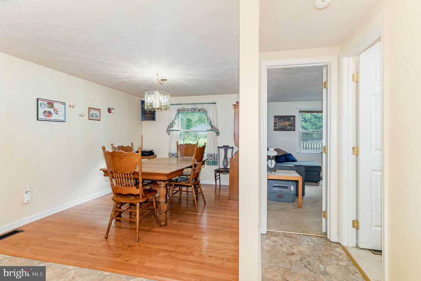 2275 Old Harrisburg Rd