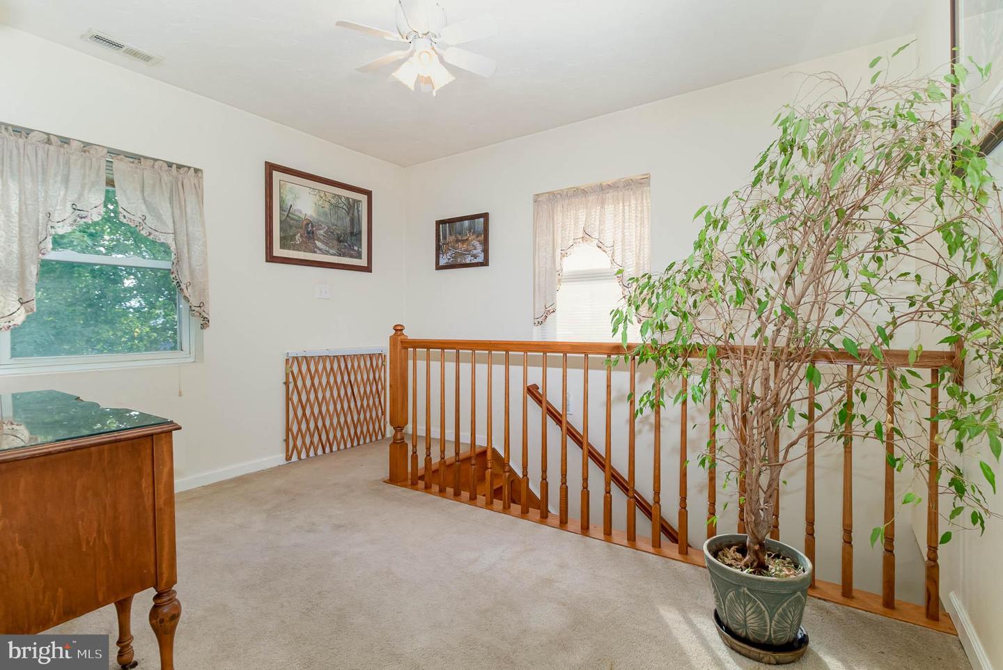 2275 Old Harrisburg Rd