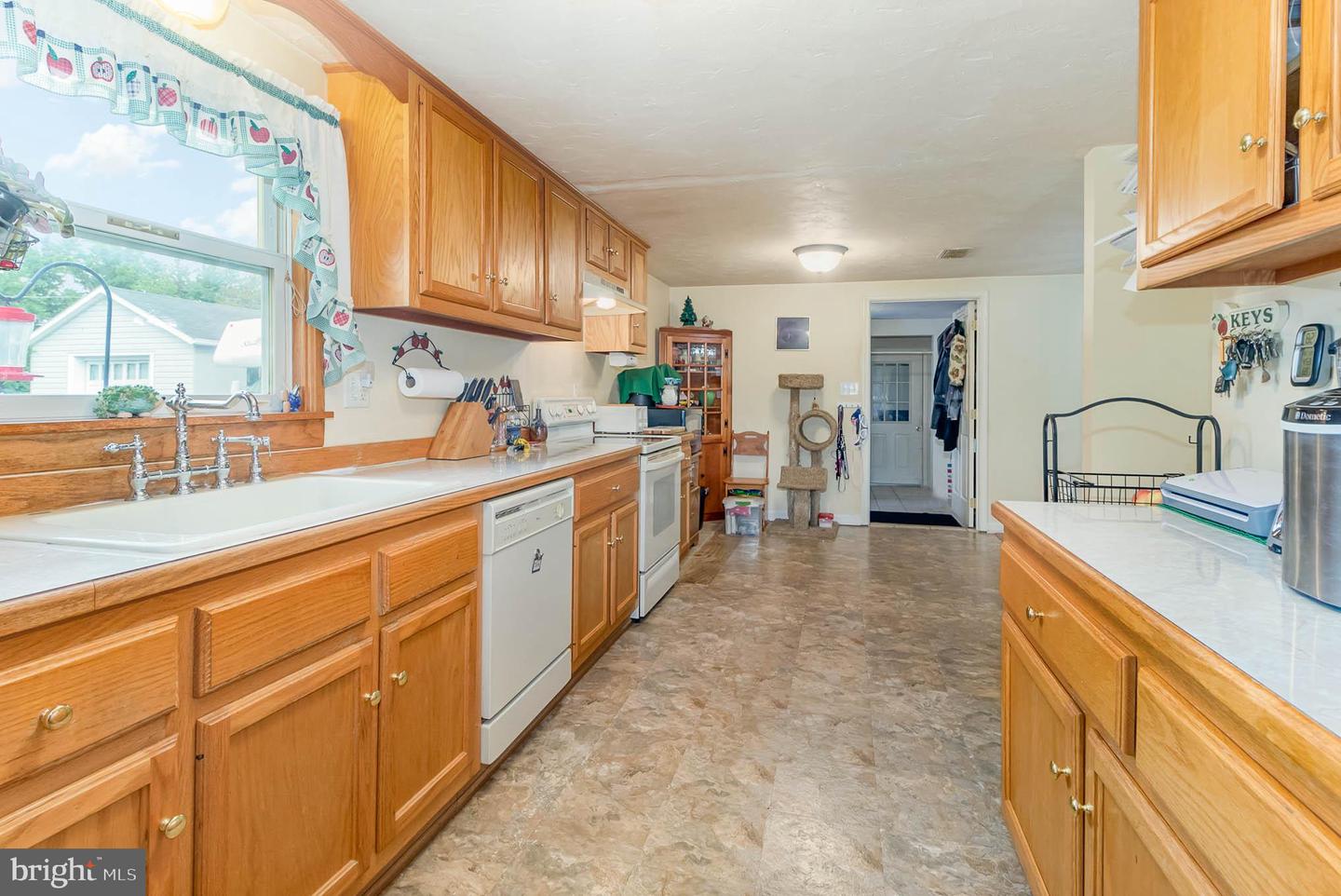 2275 Old Harrisburg Rd