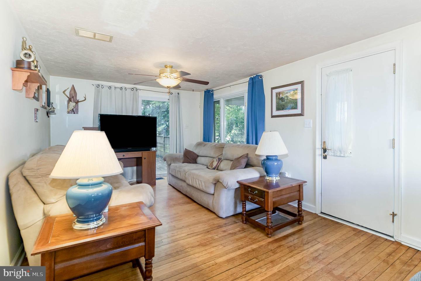 2275 Old Harrisburg Rd