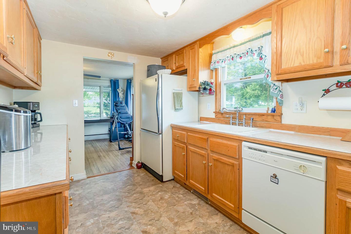 2275 Old Harrisburg Rd