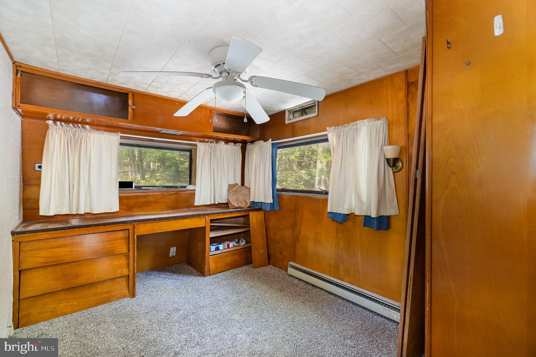 80 Pine Tree Trl