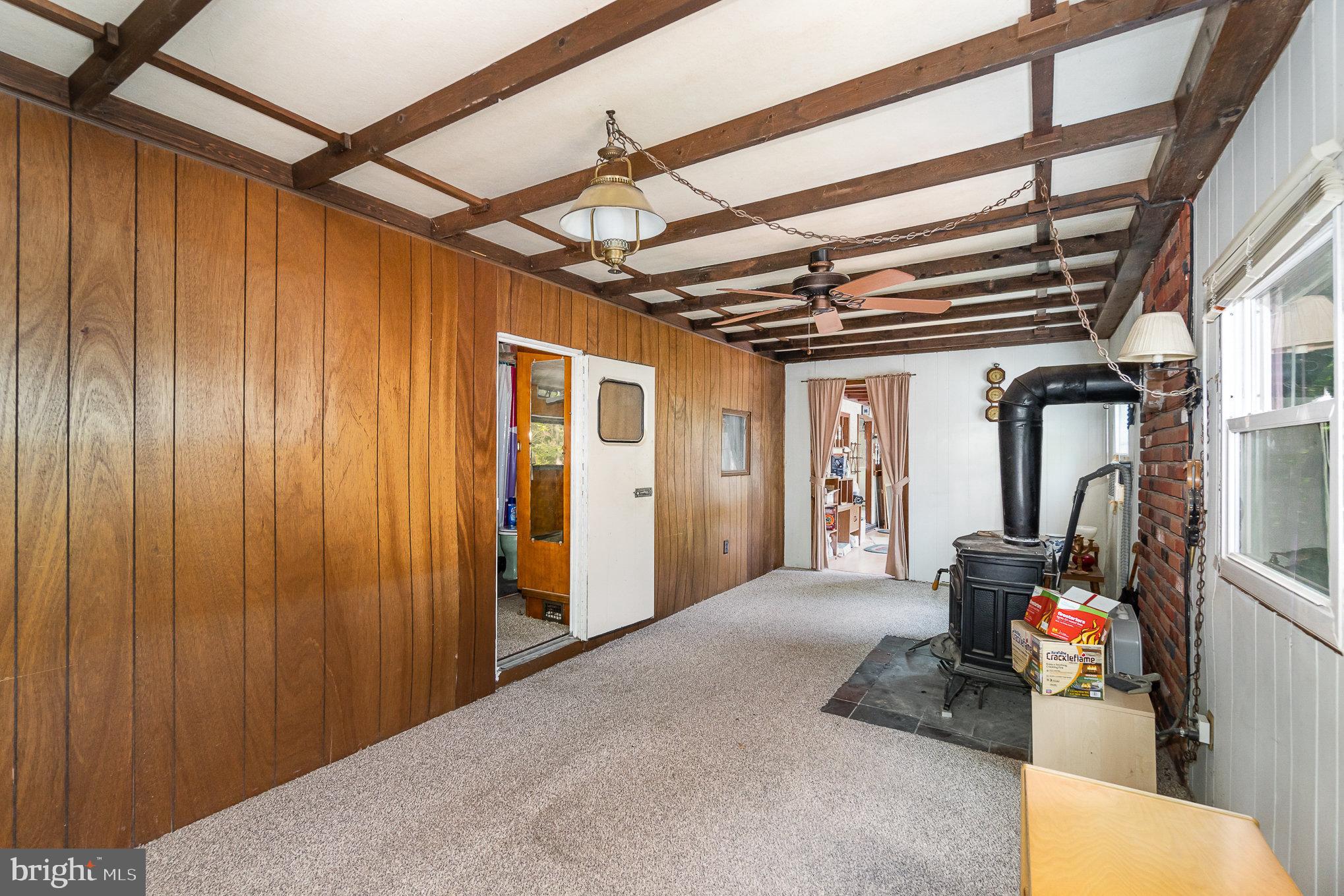80 Pine Tree Trl