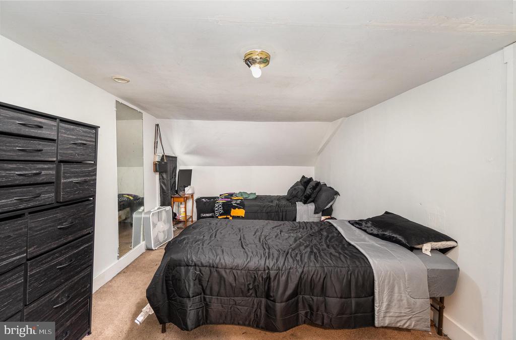 498 Tillietown Rd