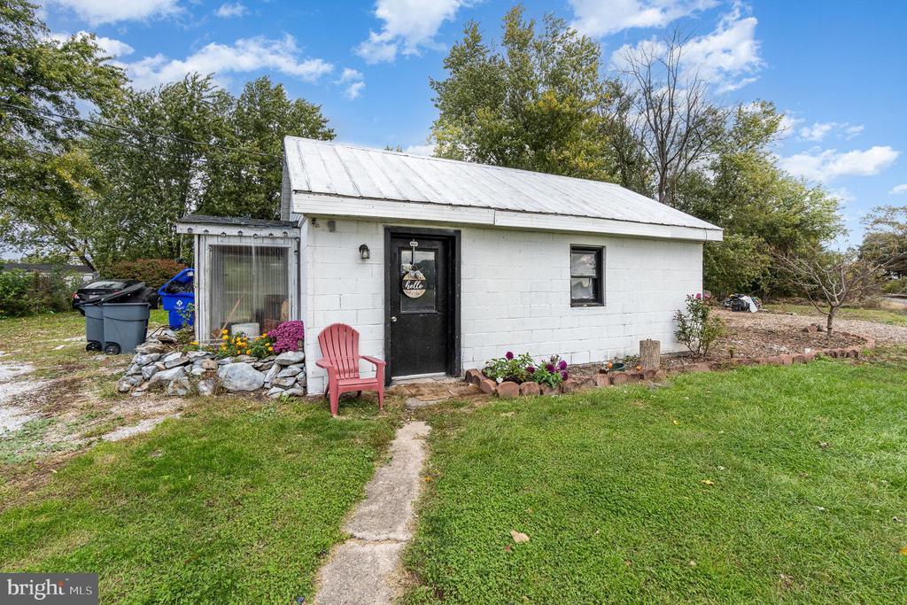 498 Tillietown Rd