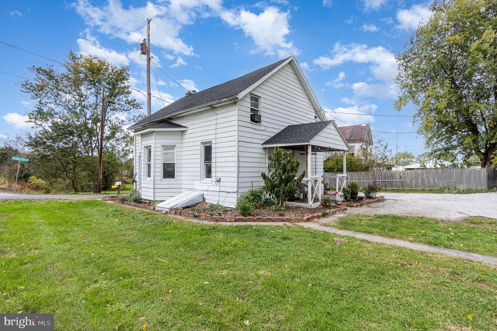 498 Tillietown Rd