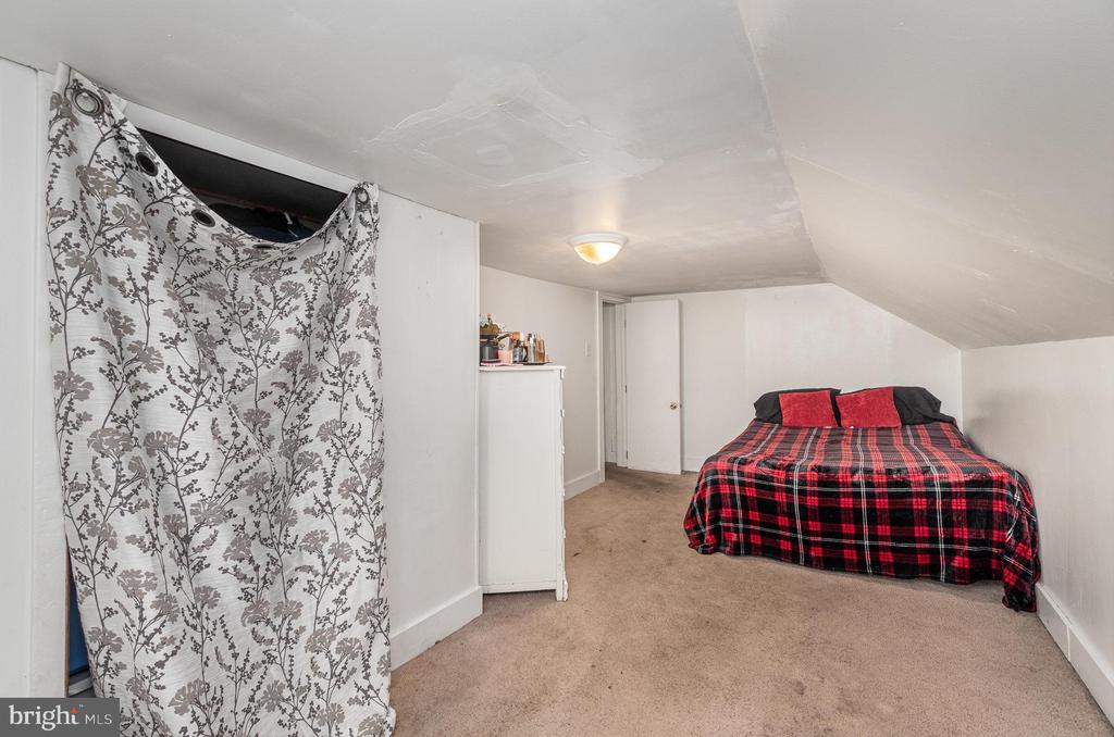 498 Tillietown Rd