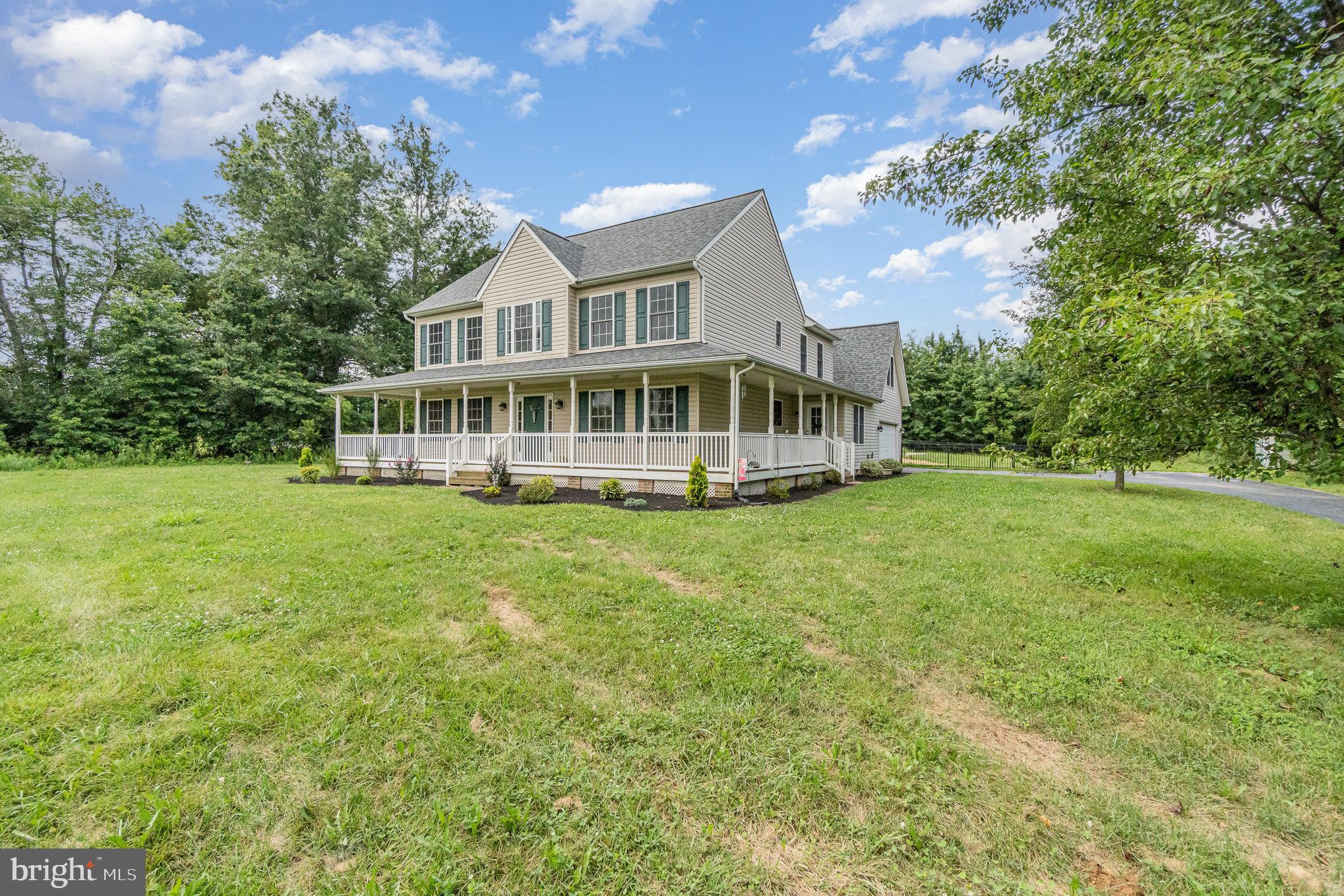 85 Saint Johns Rd W