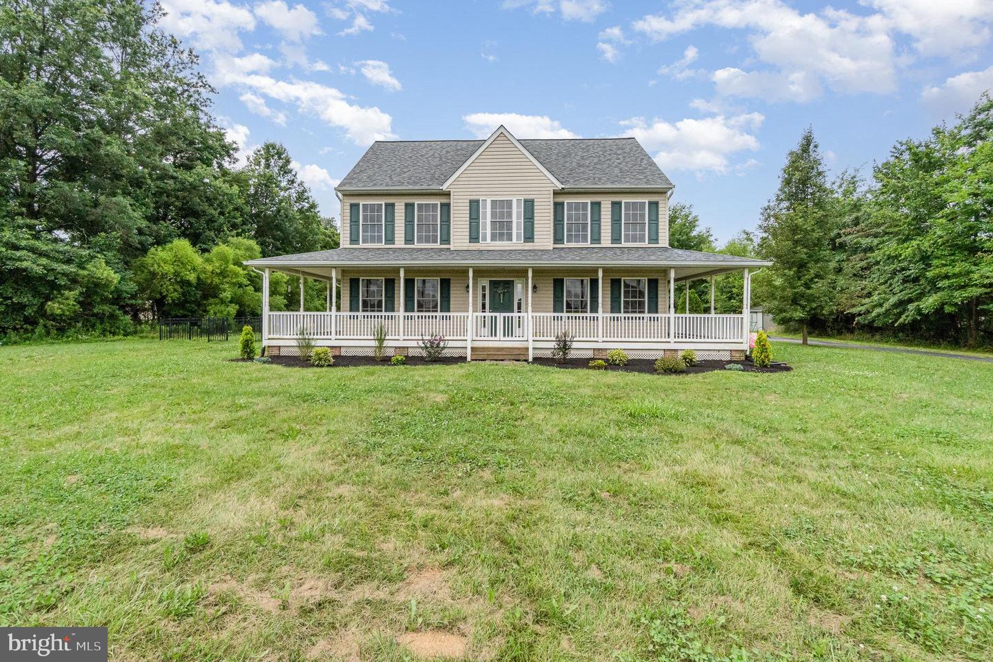 85 Saint Johns Rd W